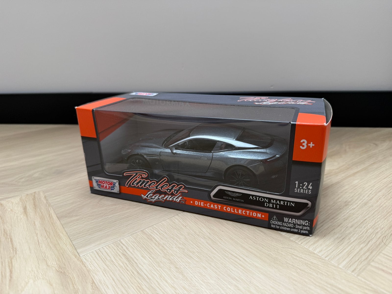 Motormax Aston Martin DB11 grijs 1:24, Ophalen of Verzenden, Zo goed als nieuw, Overige merken