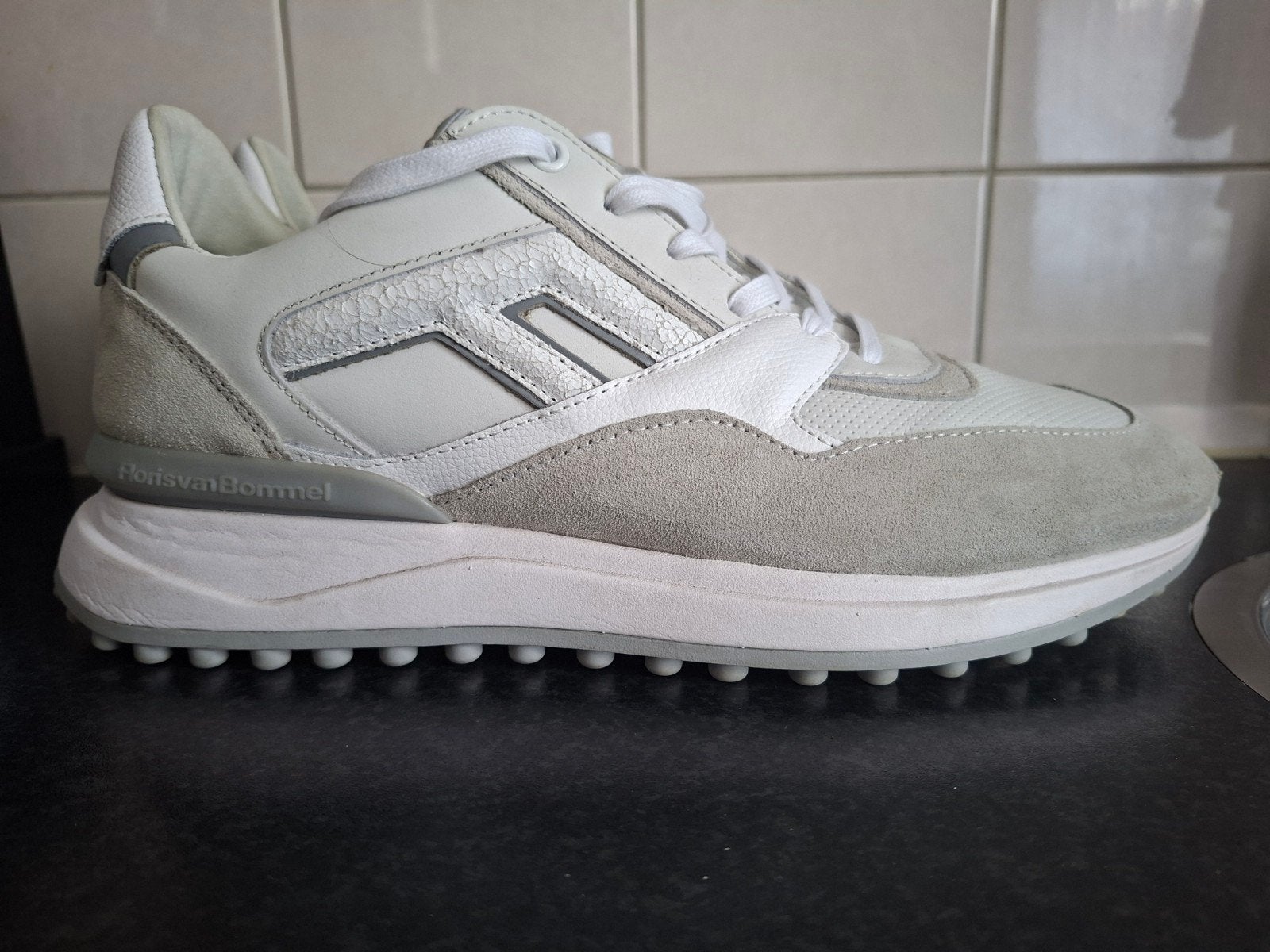 Floris van Bommel sneakers - Maat 9.5 (43.5), Wit, Floris van Bommel, Ophalen of Verzenden, Sneakers of Gympen