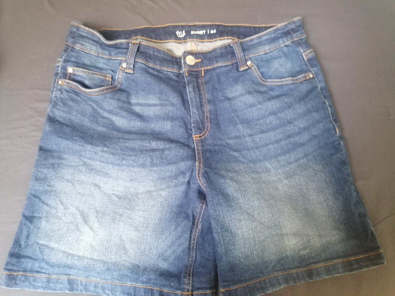 ms mode demin short donkerblauw maat 44, Kleding | Dames, Spijkerbroeken en Jeans, Ophalen of Verzenden, Zo goed als nieuw, Blauw