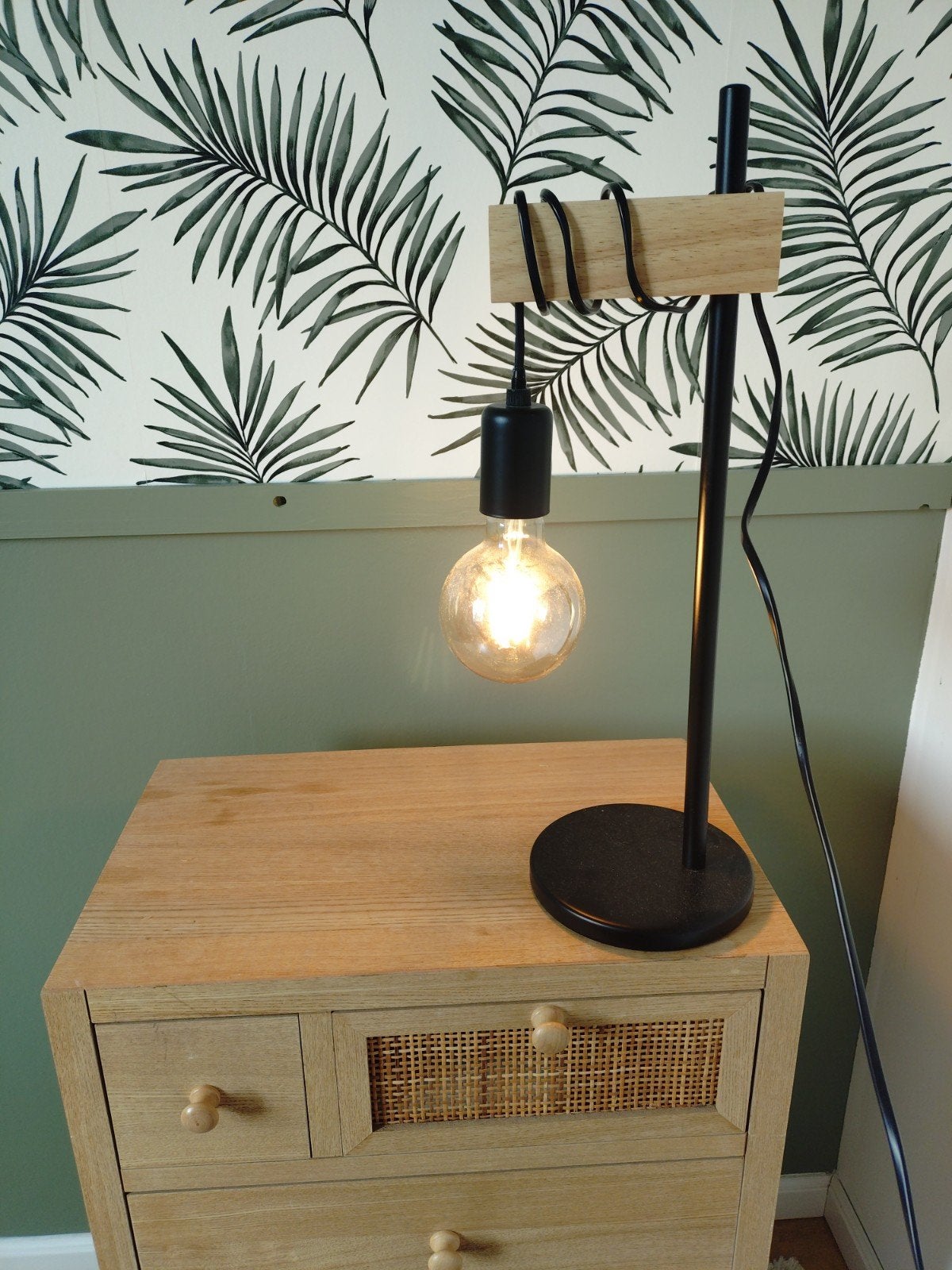 Eglo tafellampen industriële stijl met hout en zwart metaal, E27 (groot), Zo goed als nieuw, Zwart, Modern