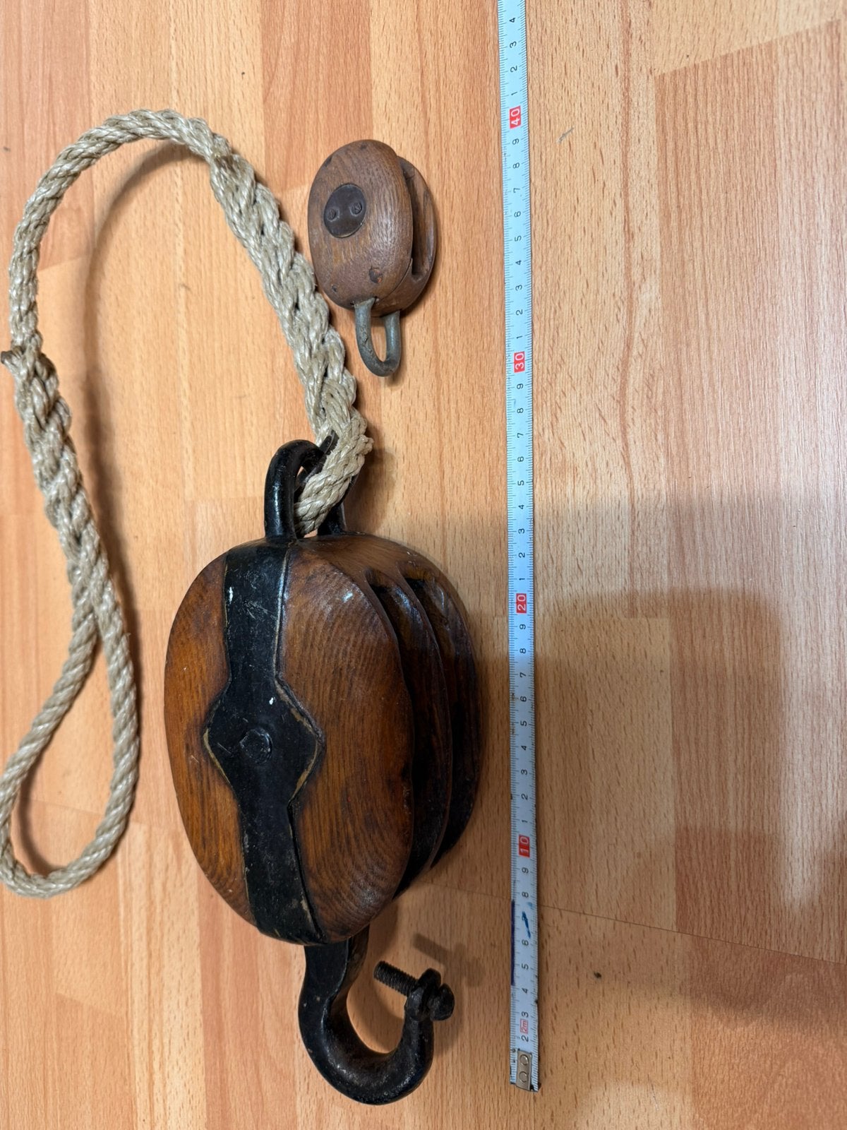 Antieke houten dubbelkatrol, Watersport en Boten, Ophalen of Verzenden, Zo goed als nieuw, Motor en Techniek, Zeilboot of Motorboot