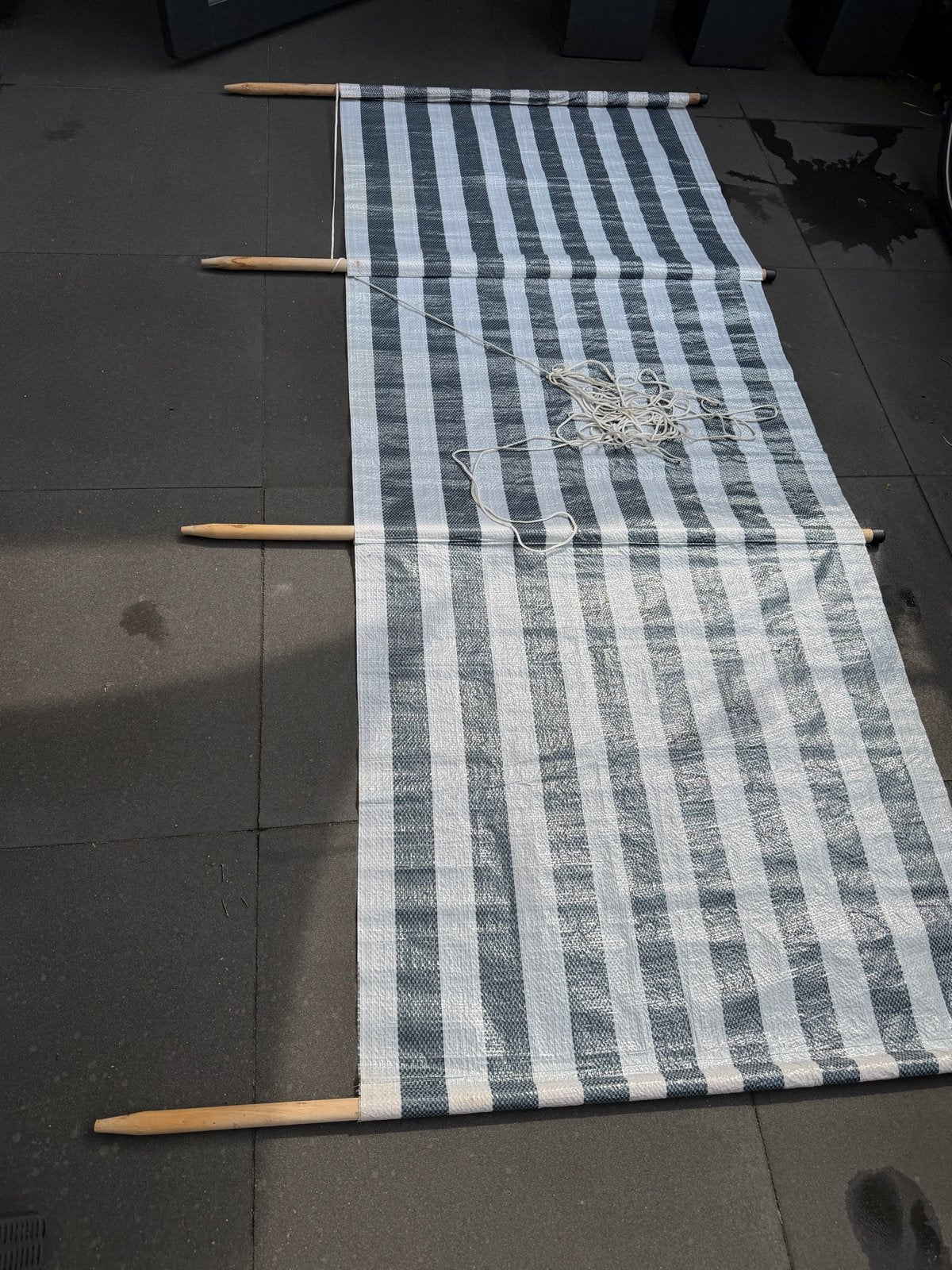 Windscherm gestreept - voor strand, tuin, terras of camping, Ophalen, Gebruikt
