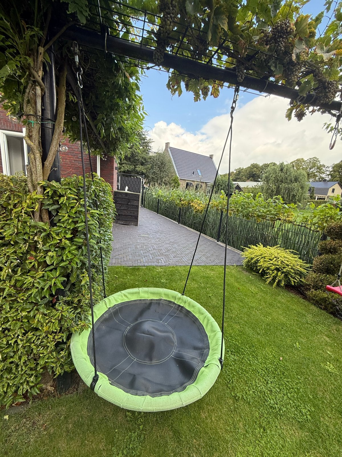 Groene schommel voor buiten, Kinderen en Baby's, Ophalen, Zo goed als nieuw, Schommel