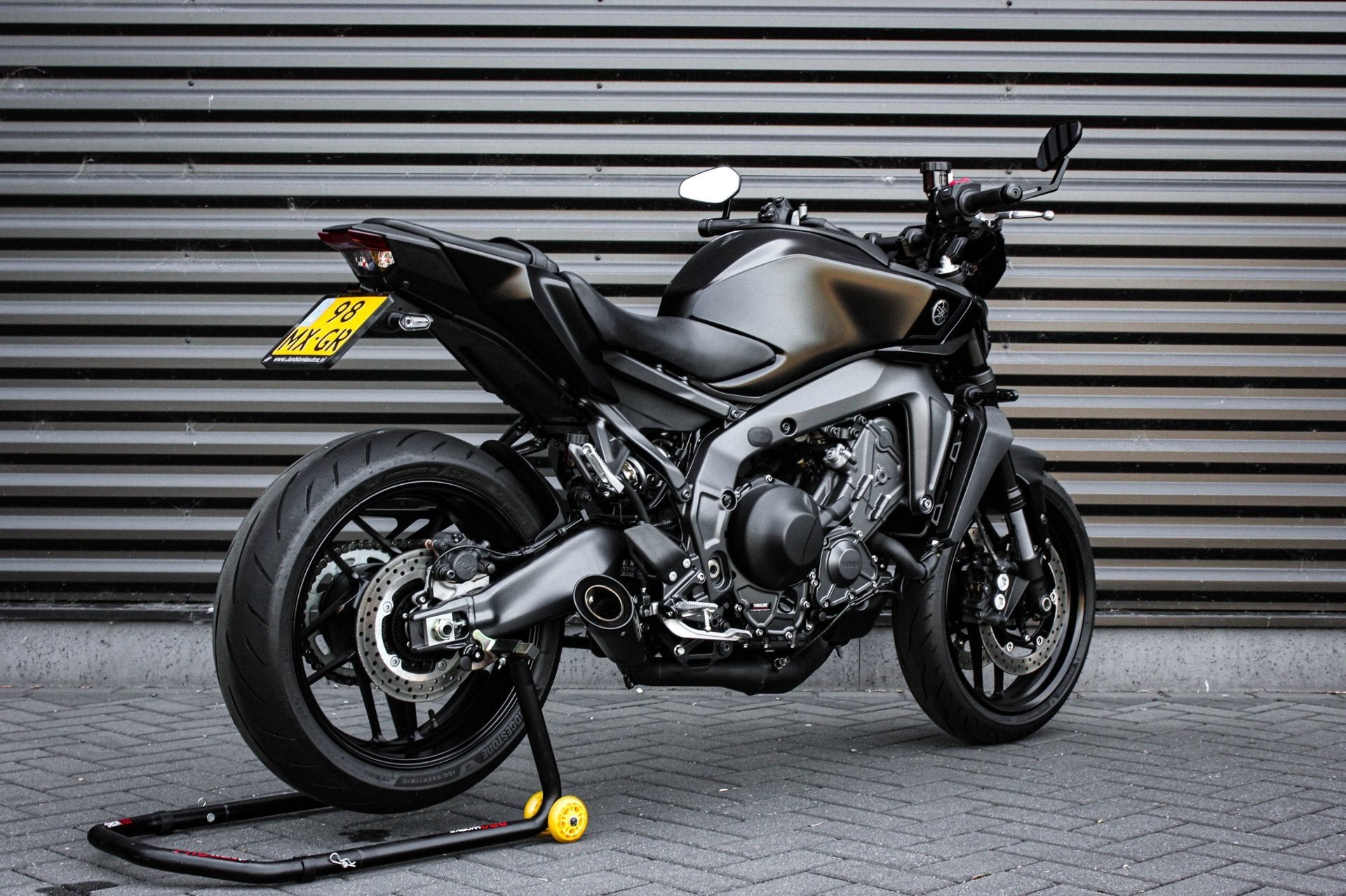 Yamaha Tour MT- 09 ABS 119PK 2025 NIEUWSTAAT / COMPLETE DOCU, 890 cc, Bedrijf, Meer dan 35 kW, Toermotor