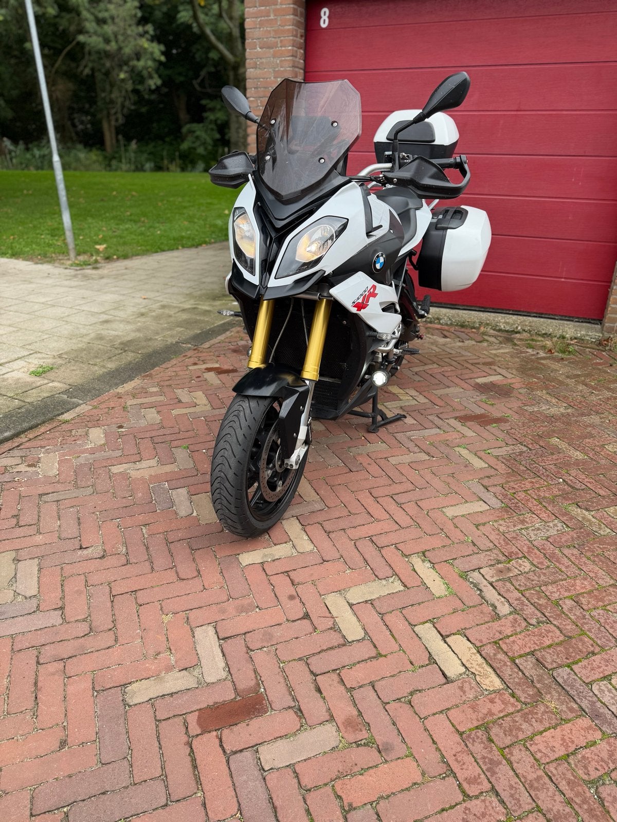 BMW S1000XR met kofferset, Traction Control, 4 cilinders, Motorrijbewijs A, Gebruikt