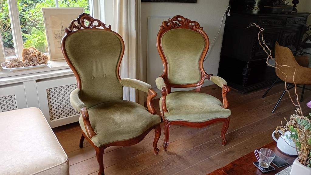 Diverse antieke meubels uit inboedel. Tafel, bank, stoelen., Ophalen of Verzenden