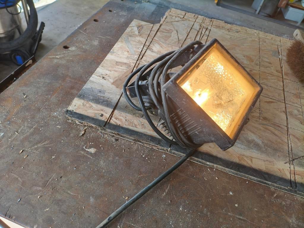 Bouwlamp halogeen+- 5 m kabel, Ophalen, Gebruikt