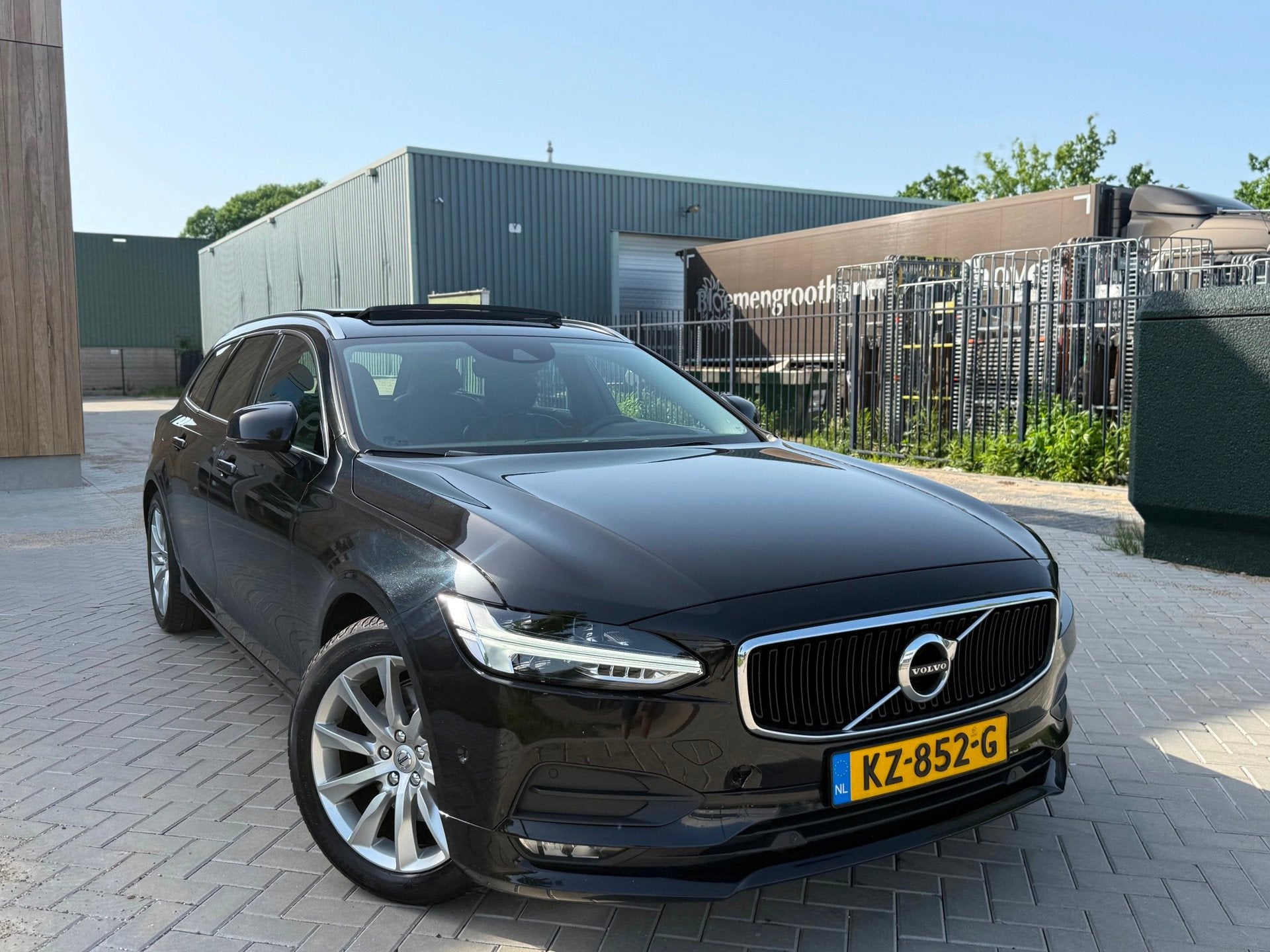 Volvo V90 2.0 D4 190PK (bj 2017) ACC|PANO|LEER|CAMERA|EX BPM, Auto's, 1969 cc, Automatische klimaatregeling, Zwart, Diesel