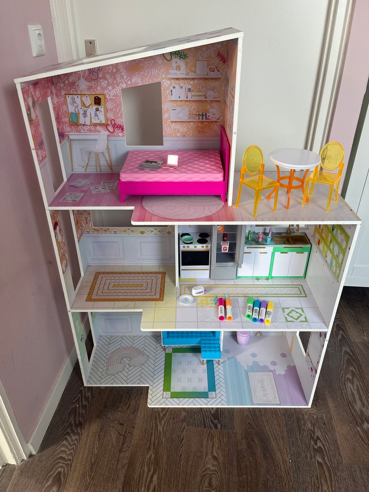 Rainbow High Poppenhuis, Ophalen, Zo goed als nieuw, Poppenhuis