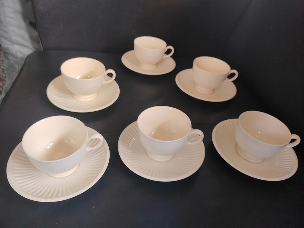 8 Theekopjes + schotel van Wedgwood Edme, Antiek en Kunst, Ophalen of Verzenden