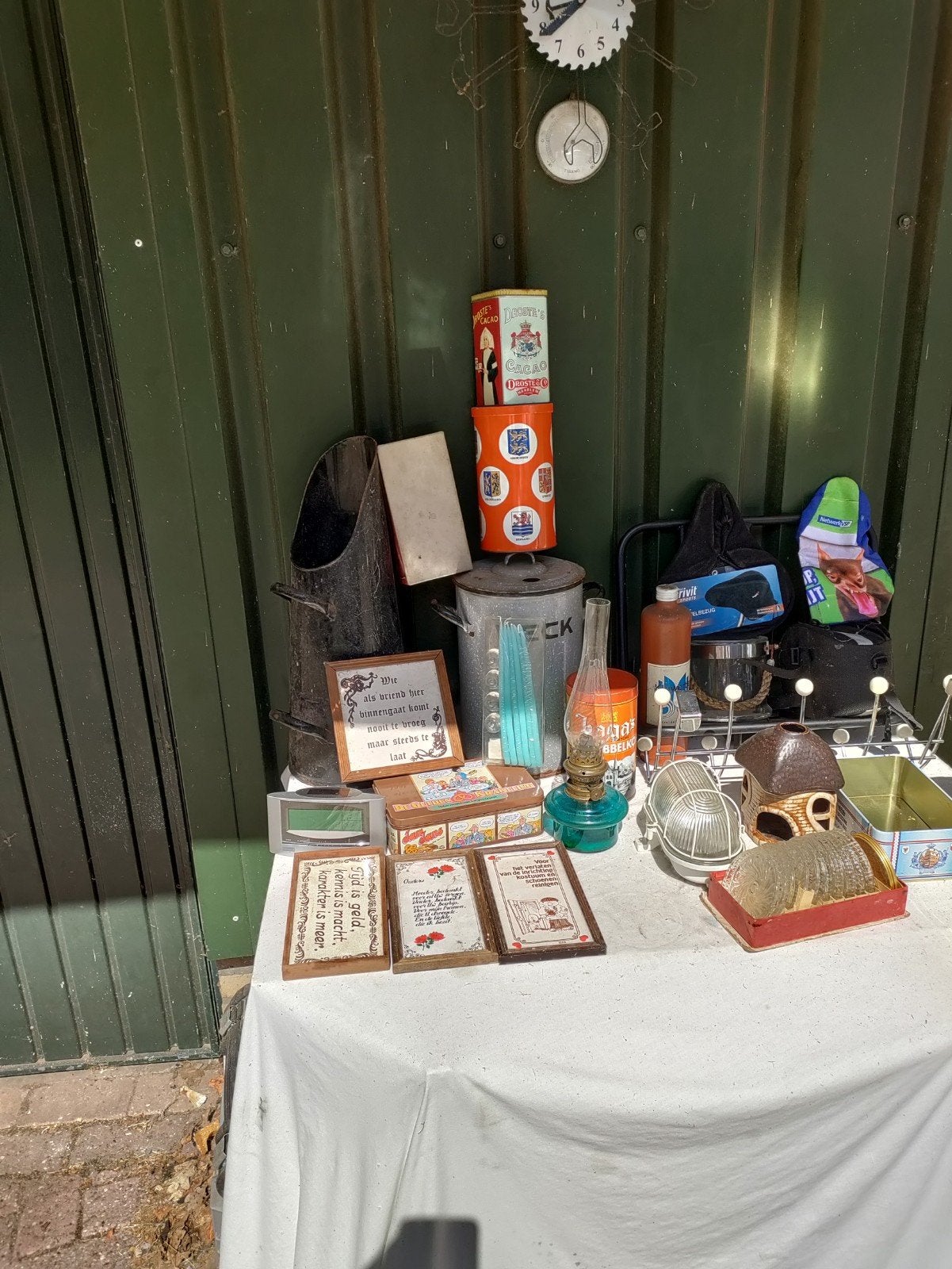 gratis rommelmarkt spullen, Ophalen