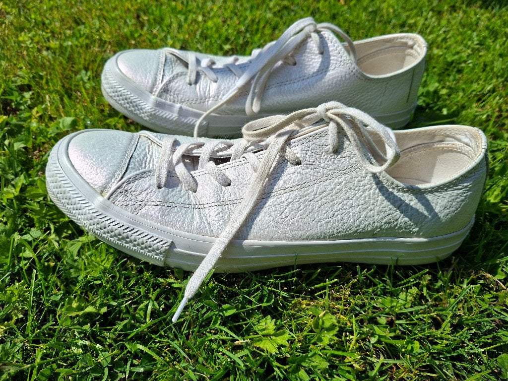 Mooie wit leren Converse Allstar gympen / schoenen maat 40, Wit, Ophalen of Verzenden, Converse All Stars, Sneakers of Gympen