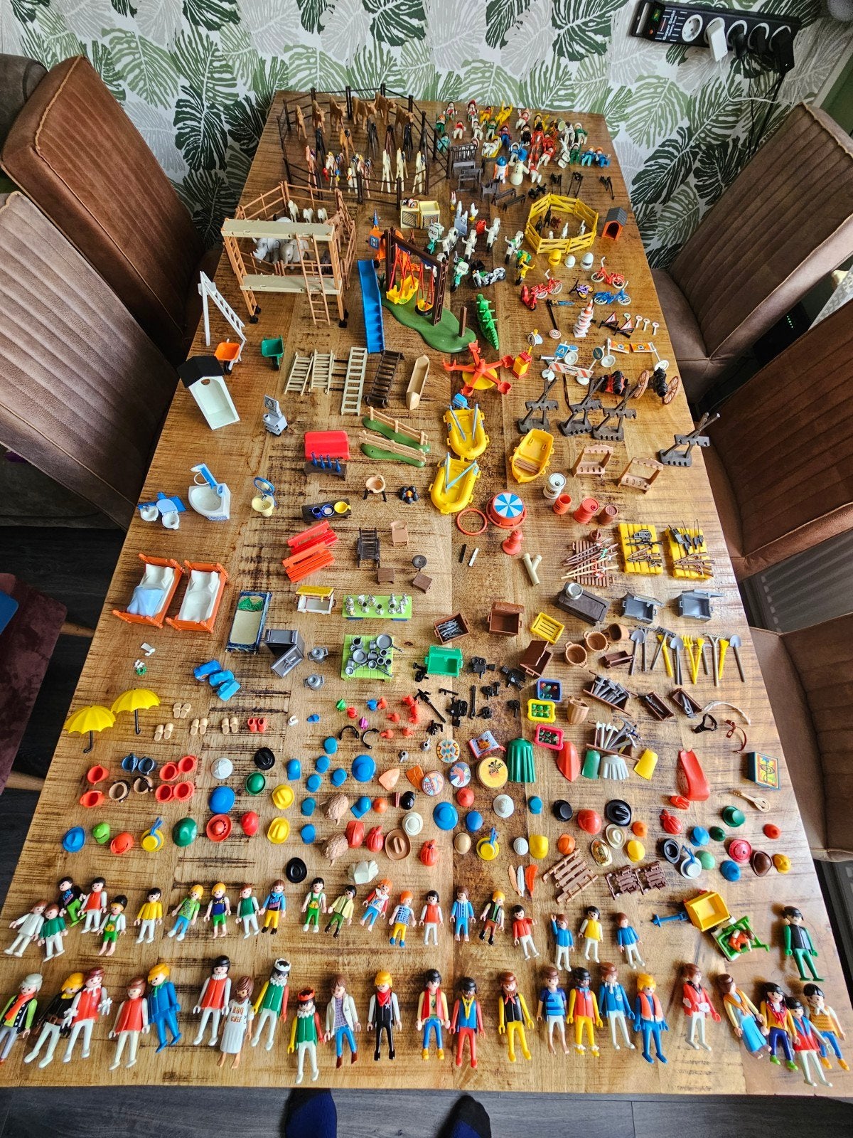Grote Playmobil collectie: poppetjes, dieren, voertuigen etc, Ophalen of Verzenden, Gebruikt, Jongen of Meisje