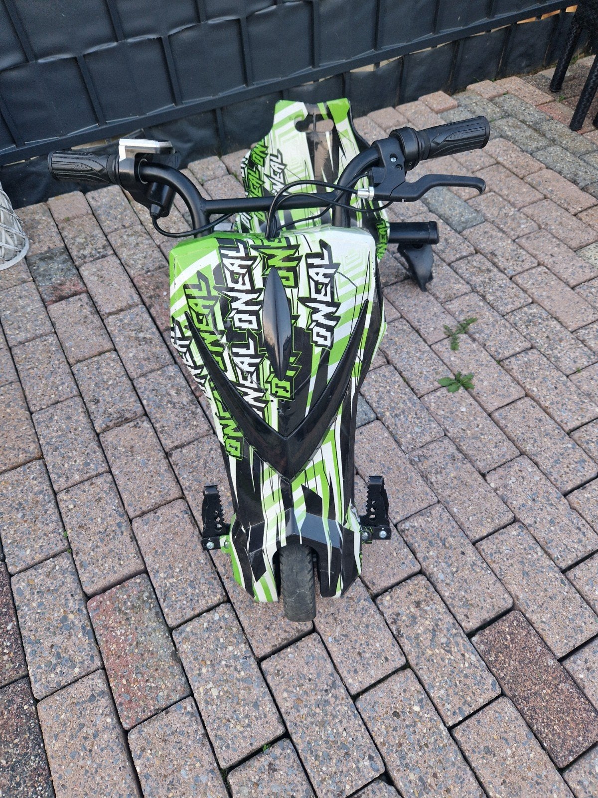 Elektrische drift trike - Goede accu, lichte schade, Ophalen of Verzenden, Gebruikt, Overige typen