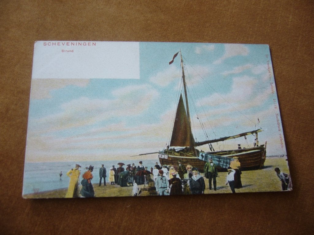 SCHEVENINGEN  =  STRAND  MET BOMSCHUIT SCH 18   BRIEFKAART, Ophalen of Verzenden, Voor 1920, Ongelopen, Zuid-Holland