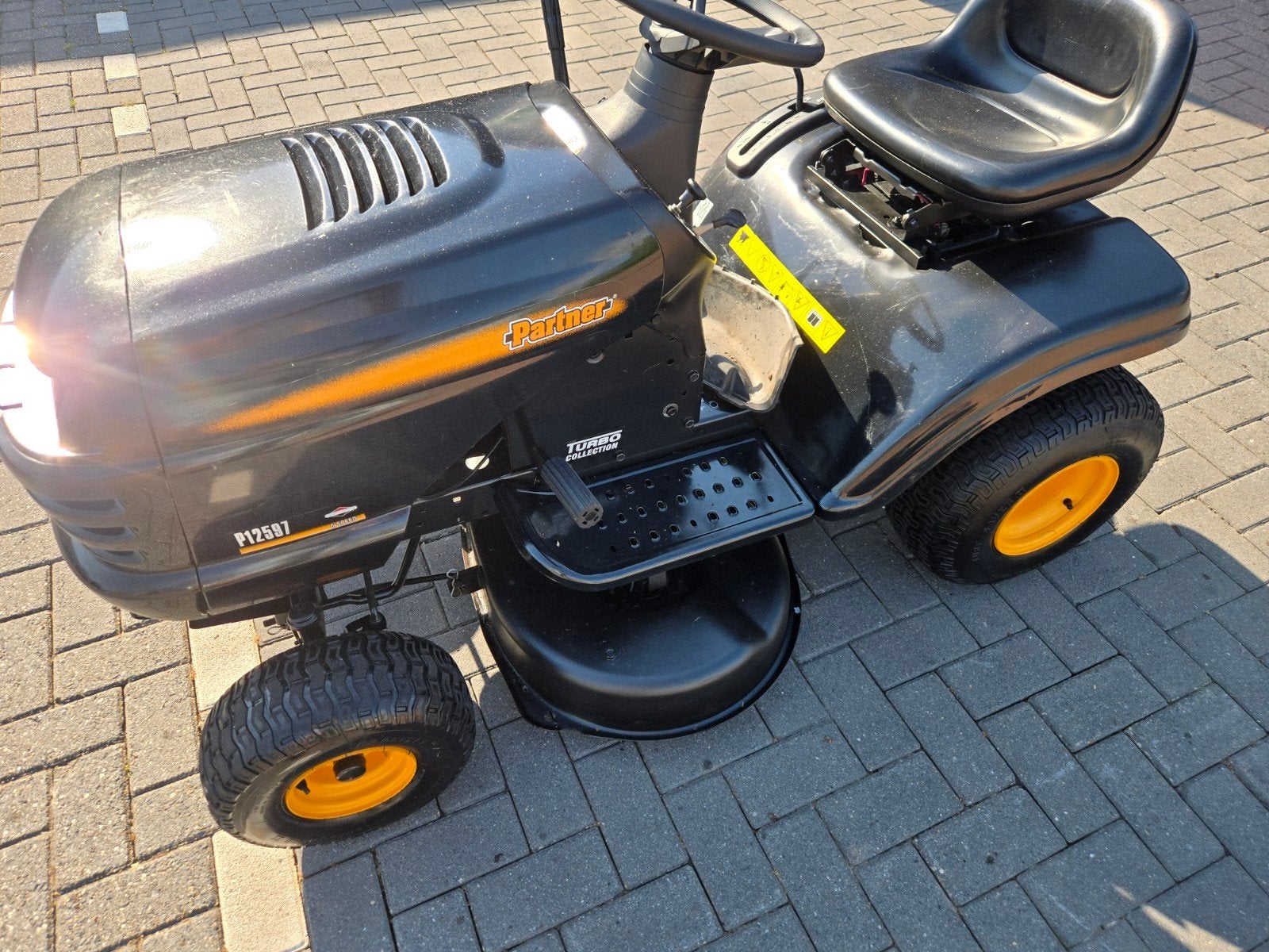 Zitmaaier partner zijlosser mulch, Tuin en Terras, Grasmaaiers, Ophalen, Zo goed als nieuw, 50 cm of meer
