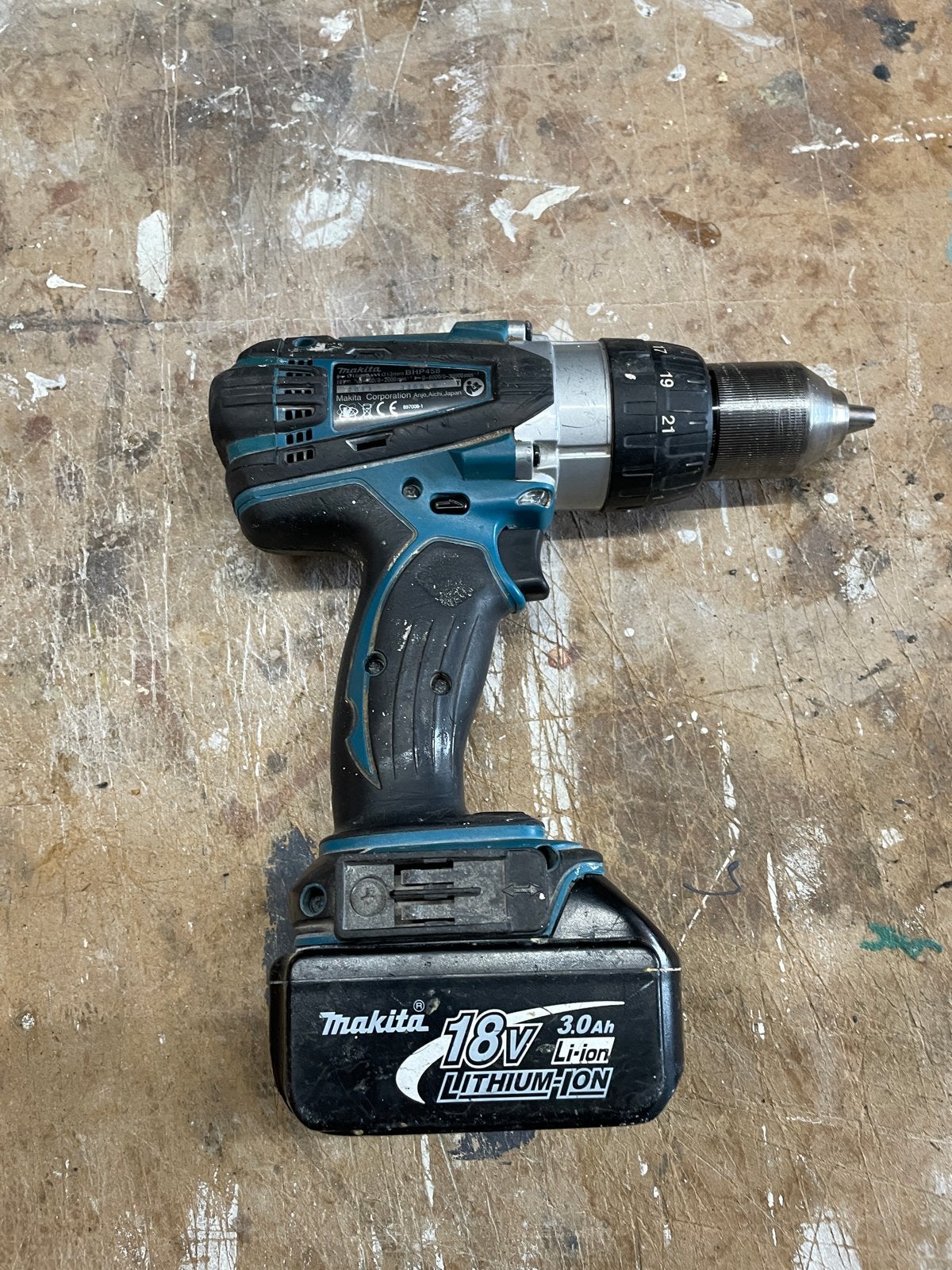 Makita BHP458 18 volt Klopboor, schroefmachine, Ophalen of Verzenden, Gebruikt, Boor- en Schroefmachine, Klopboormechanisme
