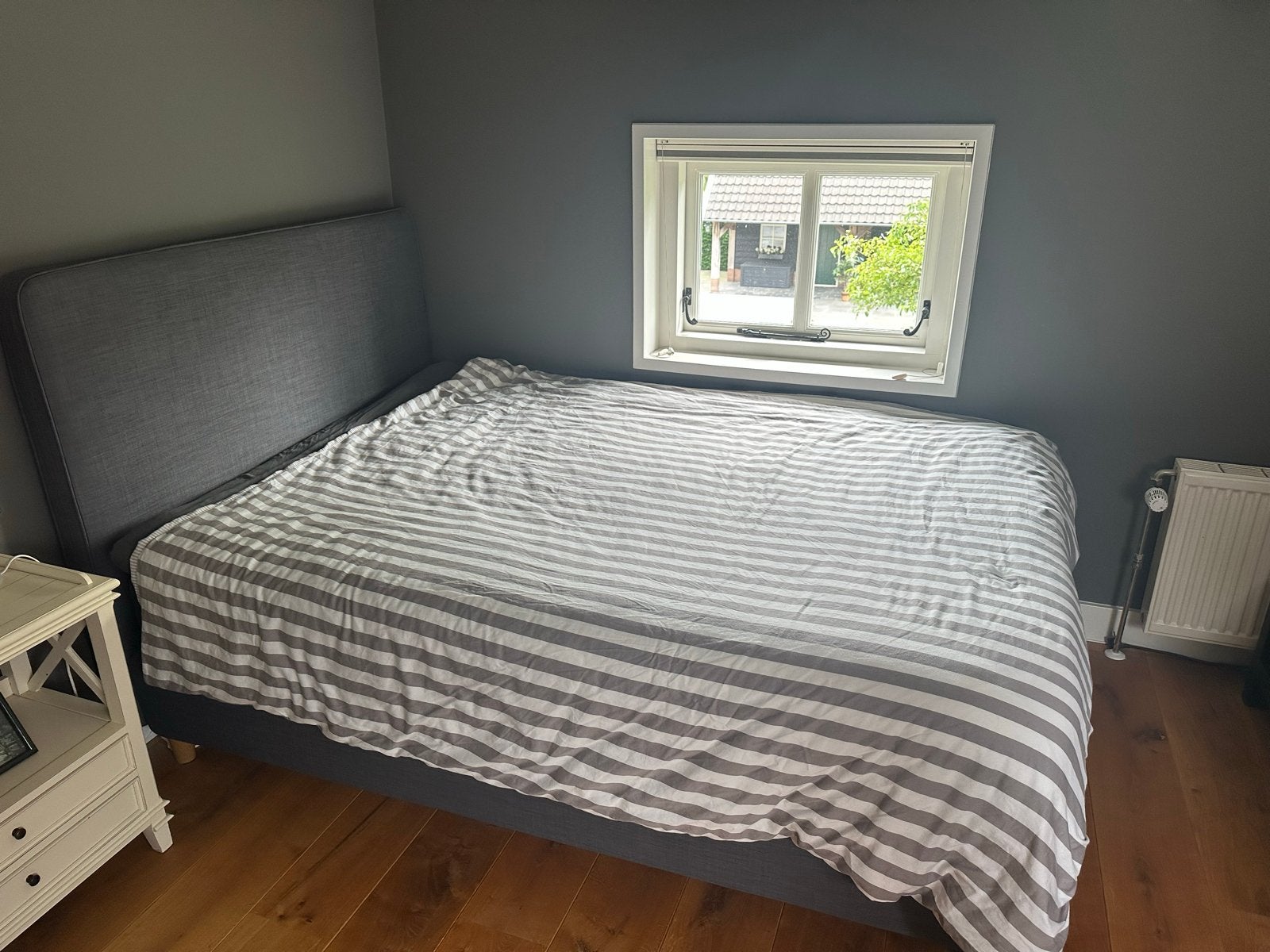 Ikea 2persoons boxspring zonder dekbed - Zo goed als nieuw, Ophalen, Tweepersoons, Zo goed als nieuw, 200 cm