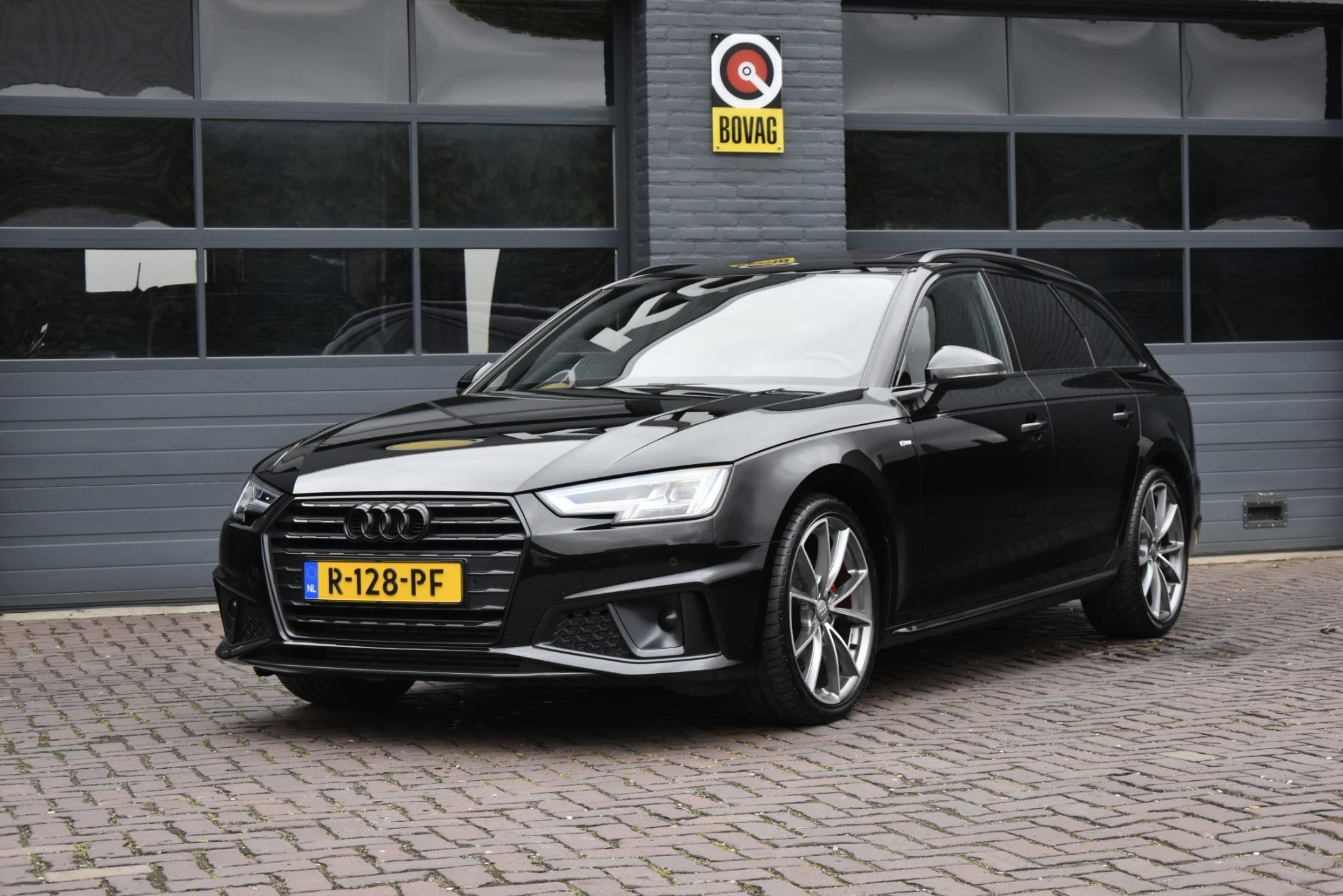 Audi A4 Avant 40 TFSI Sport S-Line Black Edition, Auto's, Audi, 12 maanden, Gebruikt, Euro 6, A4