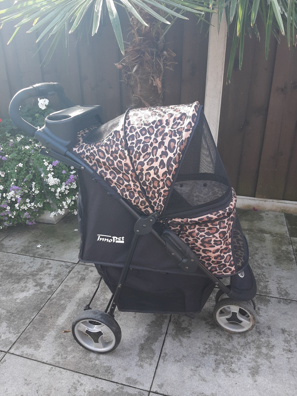 innopet hondenbuggy panterprint honden buggy, Ophalen of Verzenden, Zo goed als nieuw