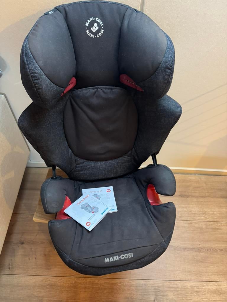 Autostoeltje maxi Cosi Rodi Airprotect, Ophalen, Autogordel, 15 t/m 36 kg, Zo goed als nieuw
