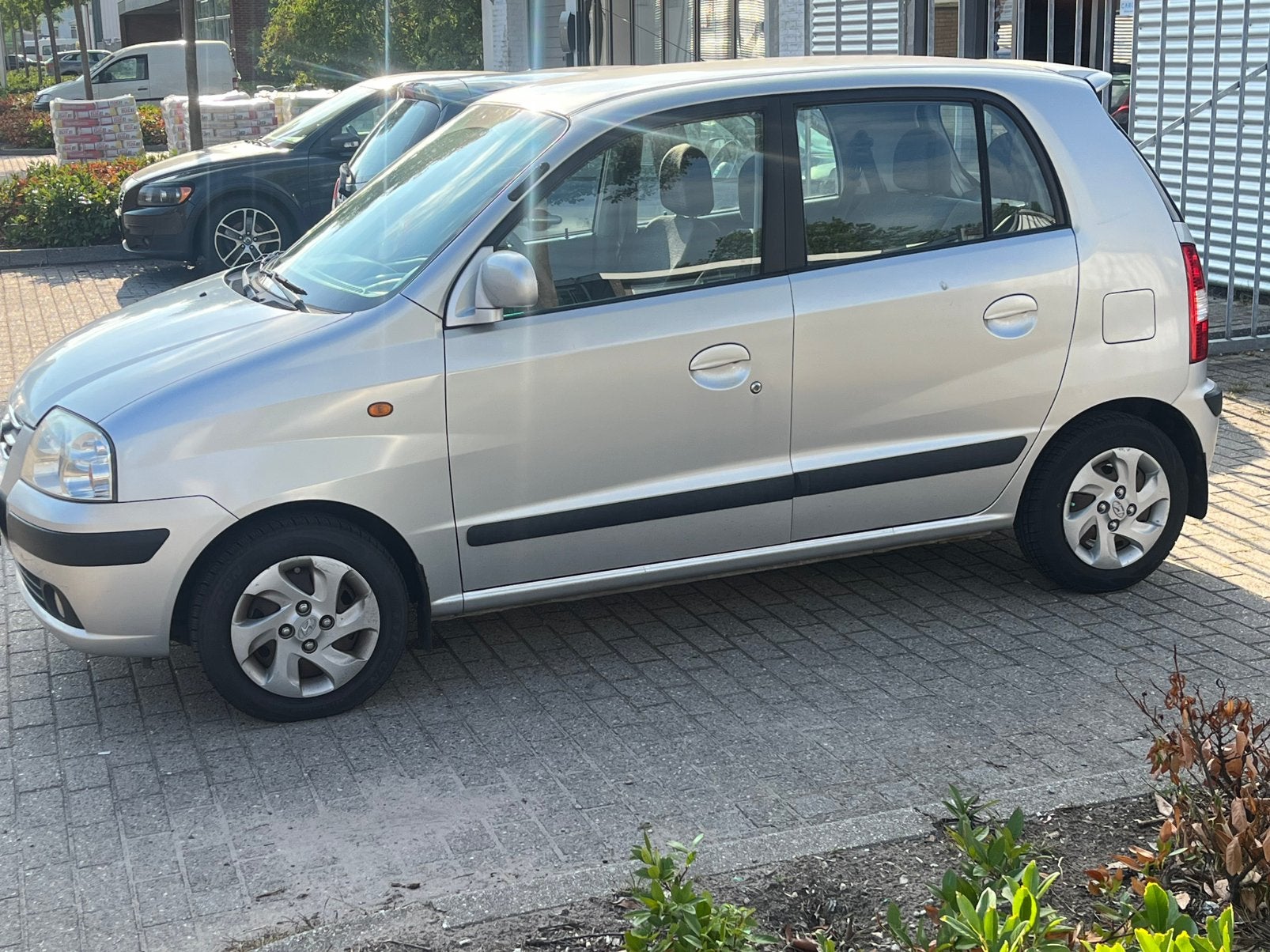 Hyundai Atos 1.1 AUT 2003 Grijs, Auto's, Hyundai, 15 km/l, 31 €/maand, 4 cilinders, Origineel Nederlands