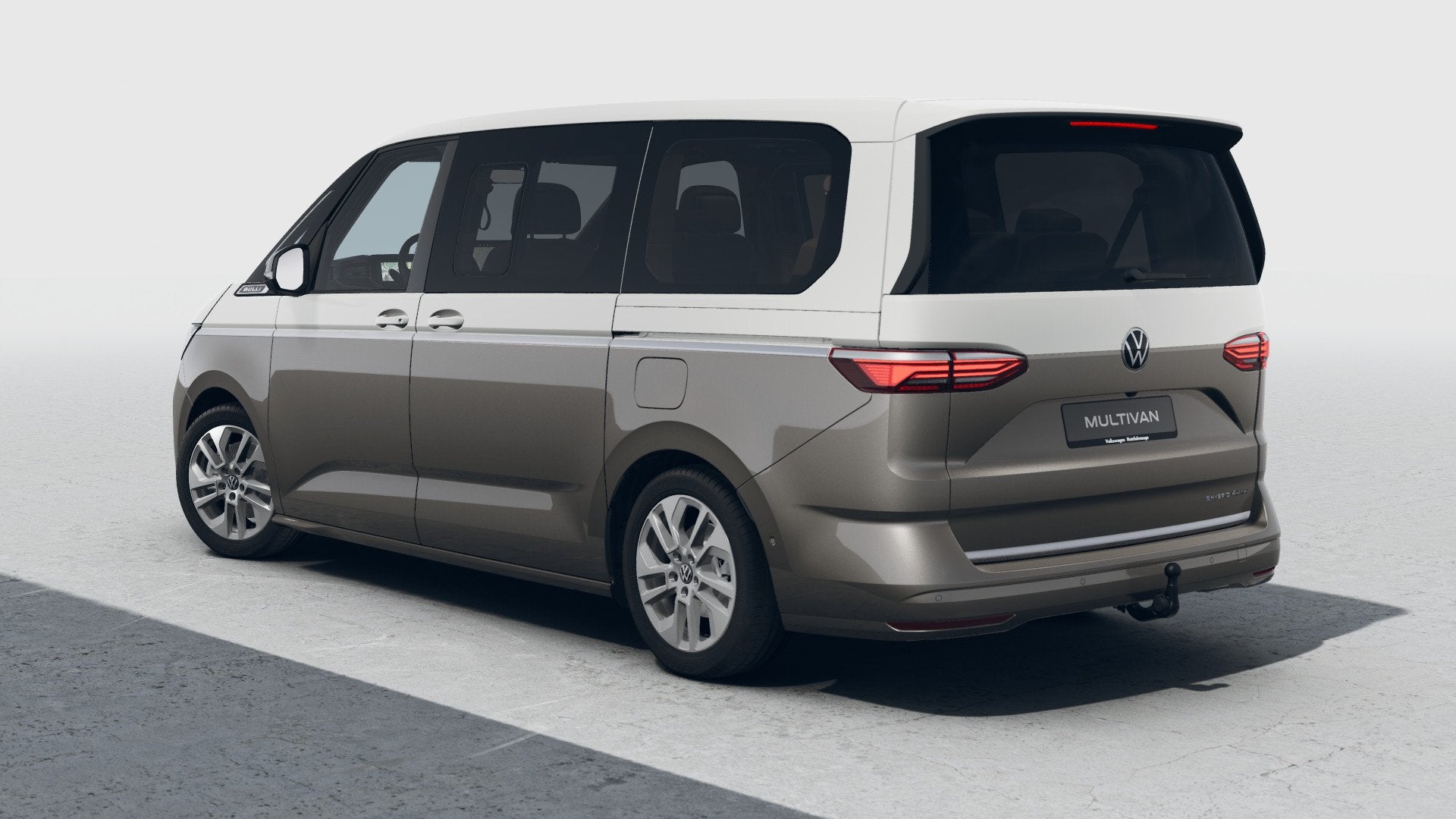Volkswagen Multivan 1.5 eHybrid 245pk L2 Bulli Edition 4Moti, Auto's, Automaat, 12 maanden, 1498 cc, Euro 6