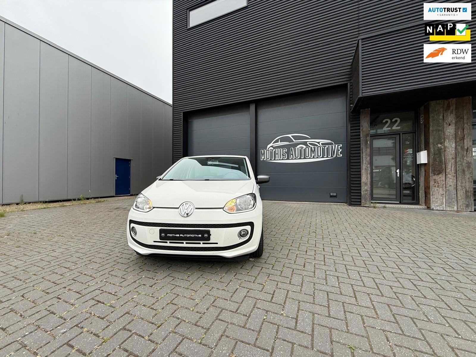 Volkswagen Up! 1.0 cheer up! BlueMotion, Auto's, Voorwielaandrijving, Euro 5, Stof, Gebruikt
