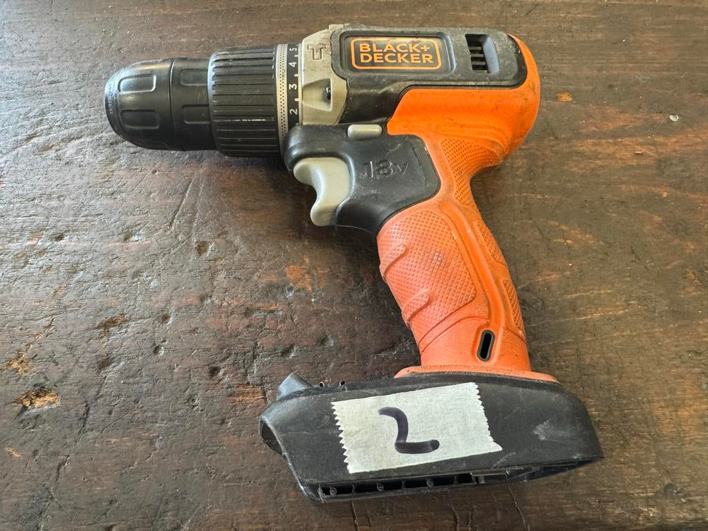 Black+Decker BCD003 H1 18V Boor- en Schroefmachine (excl. ac, Doe-het-zelf en Verbouw, Gereedschap | Boormachines, Gebruikt, Variabele snelheid