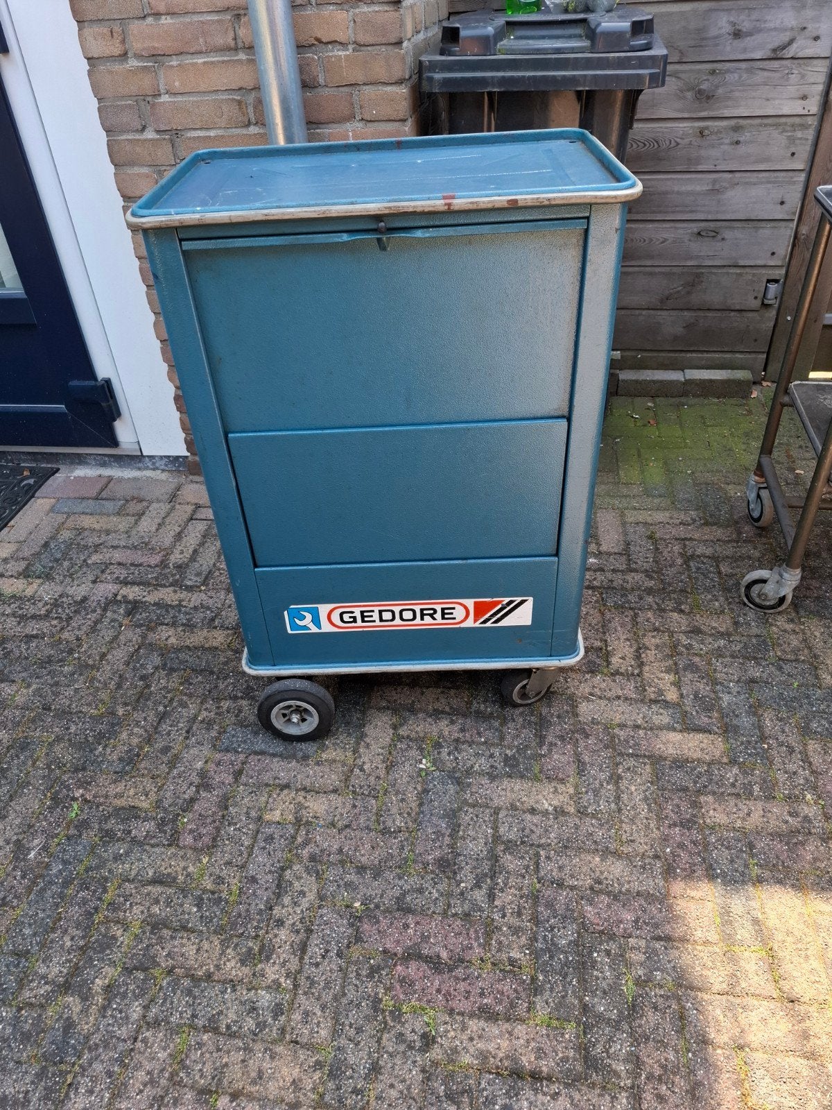 Gedore gereedschapswagen, Ophalen, Gebruikt