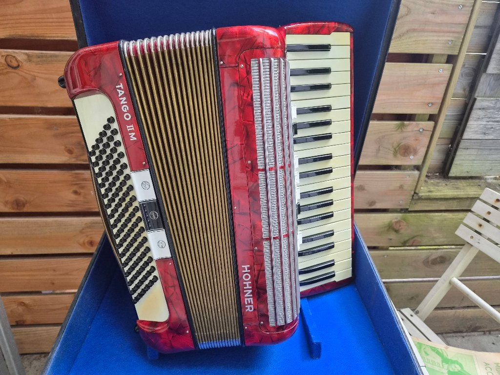 Hohner Tango IIM accordeon, Muziek en Instrumenten, Overige Muziek en Instrumenten, Ophalen, Gebruikt