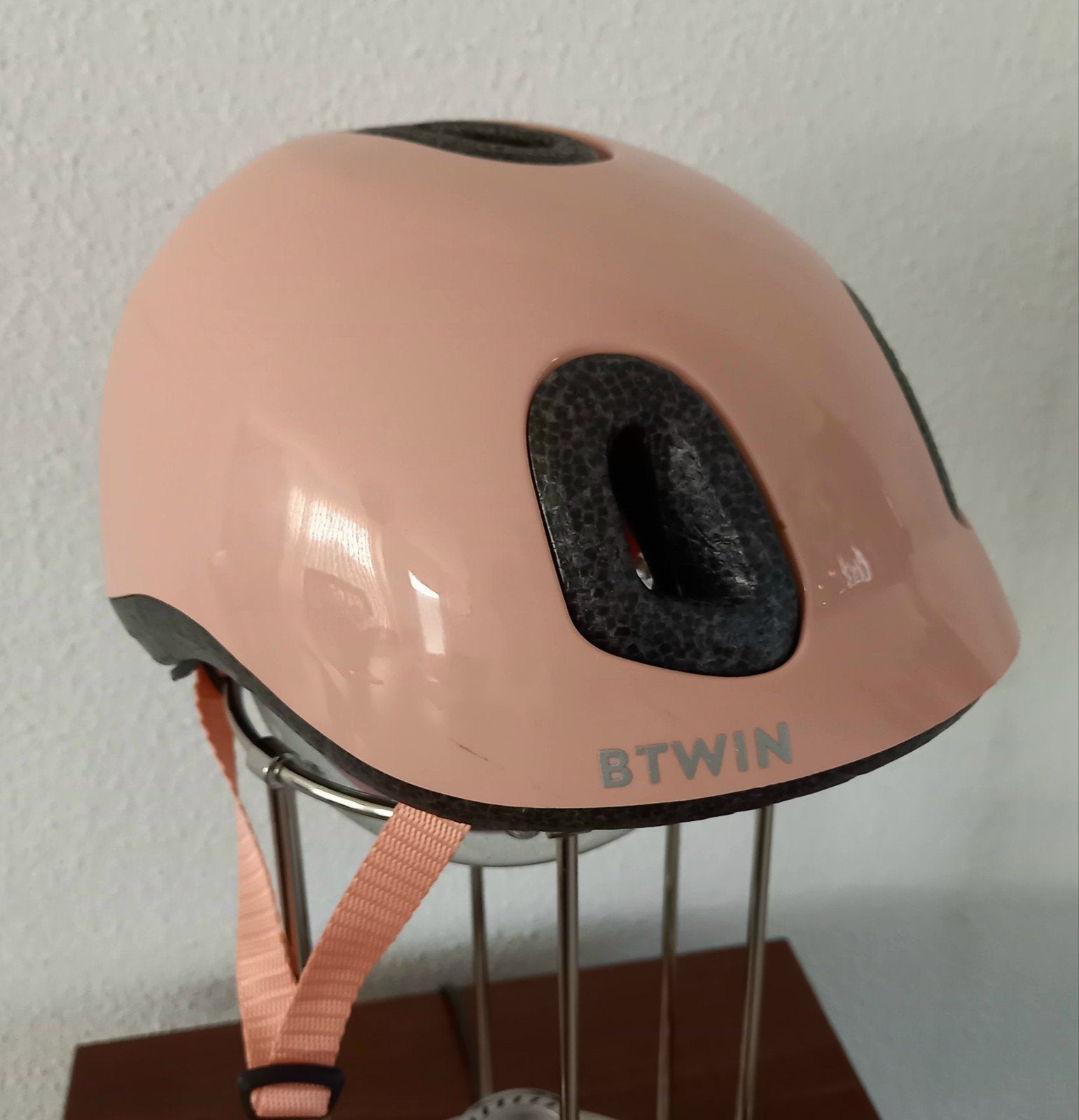 Nieuwe  B'Twin Kinderfietshelm roze, Meisje, Nieuw, B'Twin, Ophalen