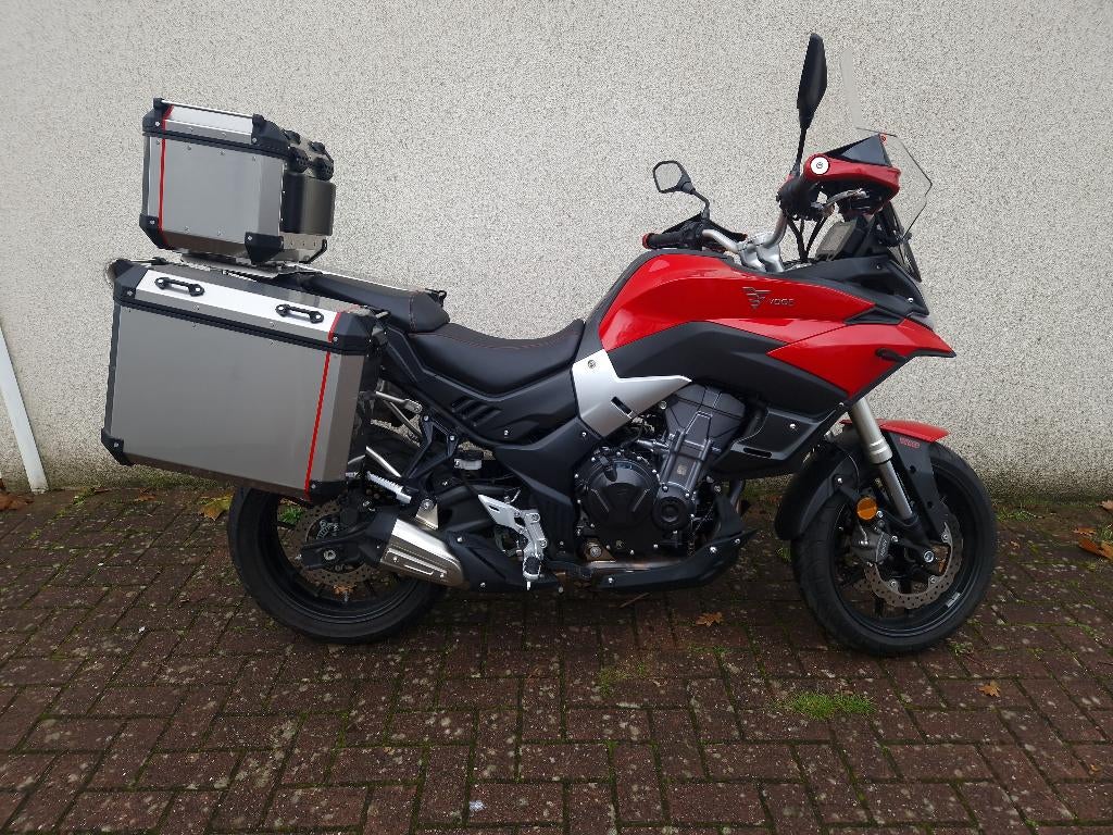 Voge 500DS | DS500 | ABS | Alu kofferset | A2 | 16dkm | 2021, Toermotor, Handgeschakeld, LED Verlichting, 2 cilinders