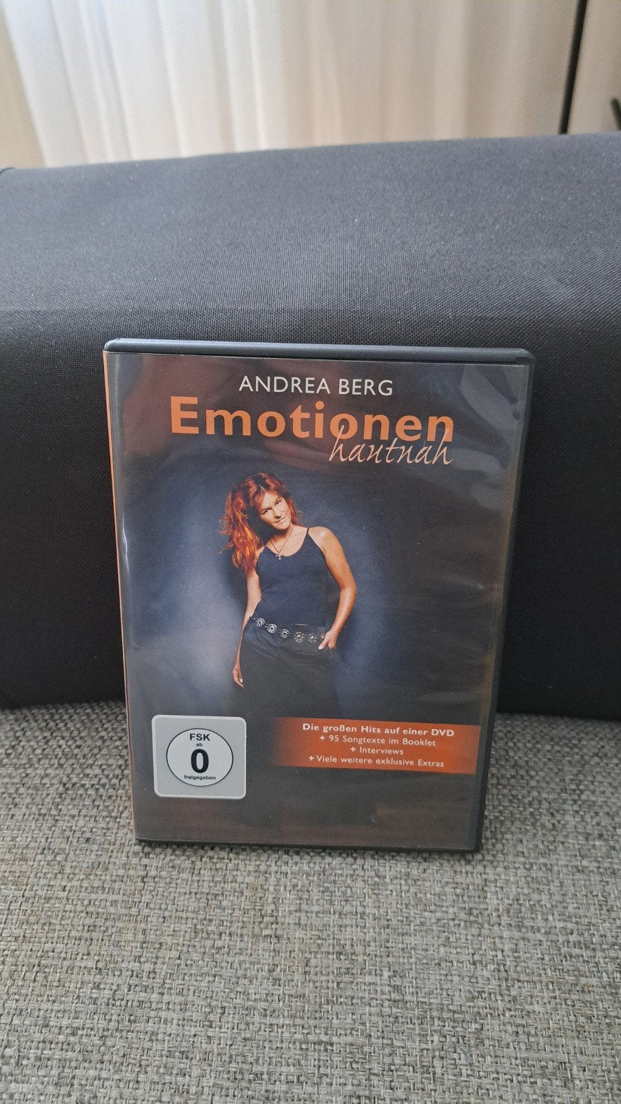 5 muziek dvd,s zeer divers o.a Cher/ andrea berg, Alle leeftijden, Ophalen of Verzenden, Zo goed als nieuw, Inclusief boekje