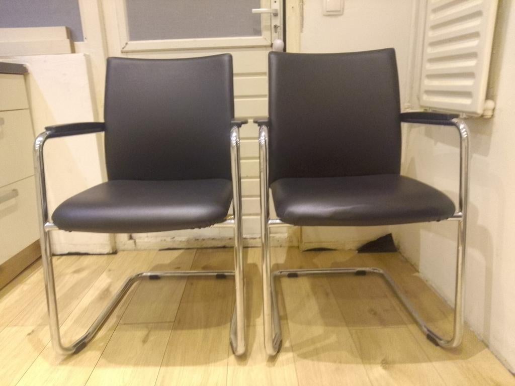 Zwart leren slede stoel D5588 Haworth Comforto, Ophalen, Twee, Zwart, Leer