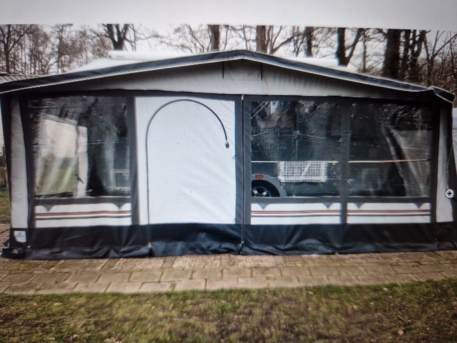 Brand voortent Final 21 staat voor omloopmaat 939-958, Ophalen, Gebruikt, Brand