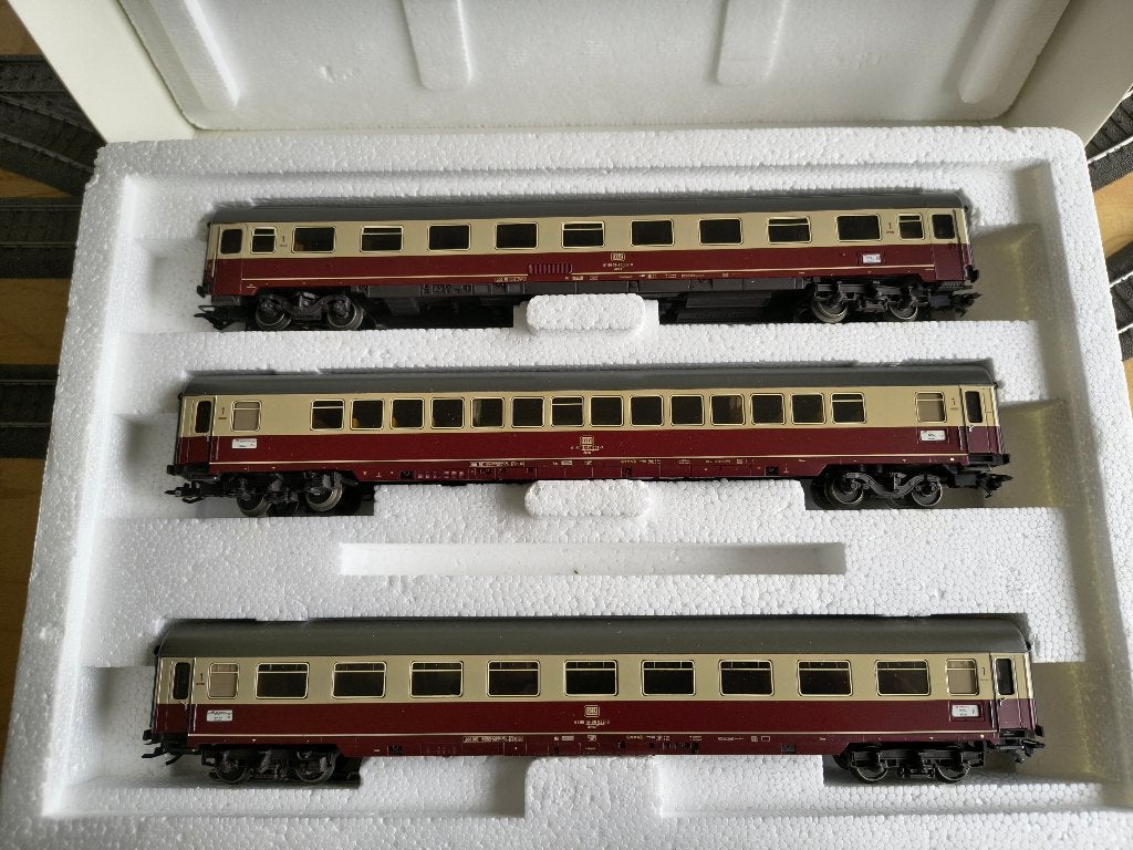 Märklin 42993 Intercity Südwind 1e klas met verlichting, Hobby en Vrije tijd, Modeltreinen | H0, Wisselstroom, Gebruikt, Wagon