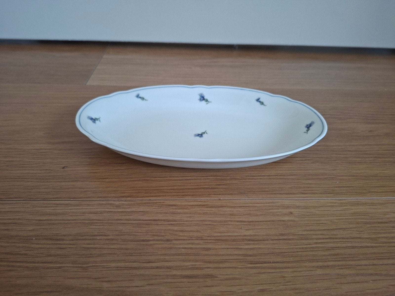 Schaal ovaal 28x17,5cm van Seltmann Weiden Korenbloem, Ophalen of Verzenden, Overige stijlen, Porselein, Schaal of Schalen