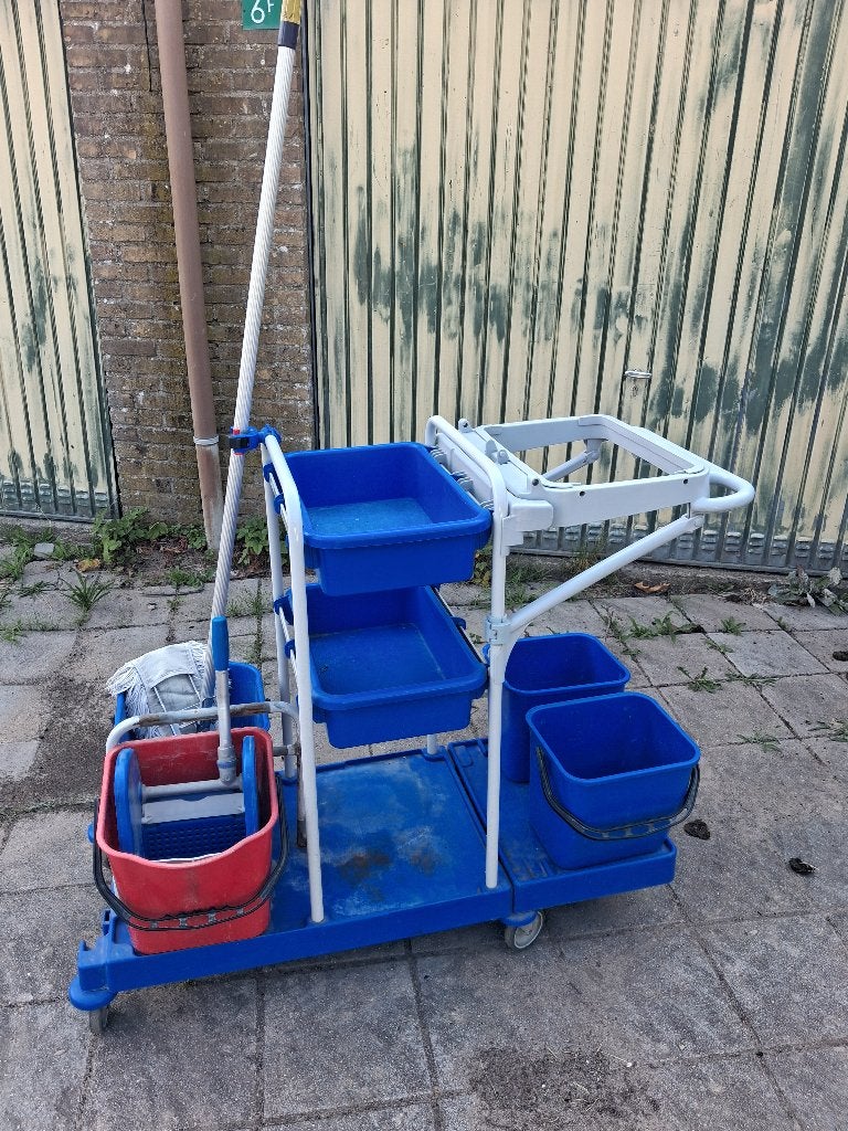 schoonmaakkar, Ophalen, Dweilemmer, -bak, of -wagen