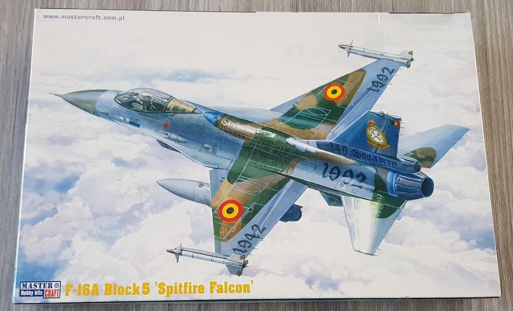 F-16A Block 5 Spitfire Falcon, Mastercraft 1:72, Hobby en Vrije tijd, Modelbouw | Vliegtuigen en Helikopters, Overige merken, Nieuw