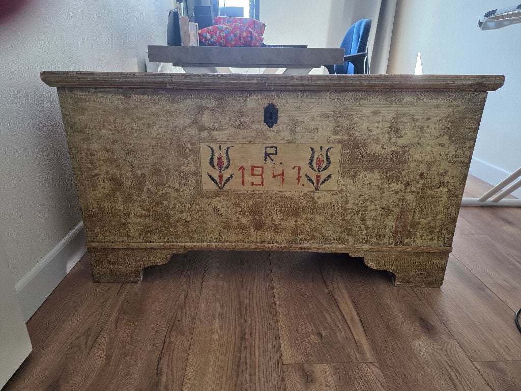 Antieke Beschilderde brocante bruidskist uit 1941, Ophalen