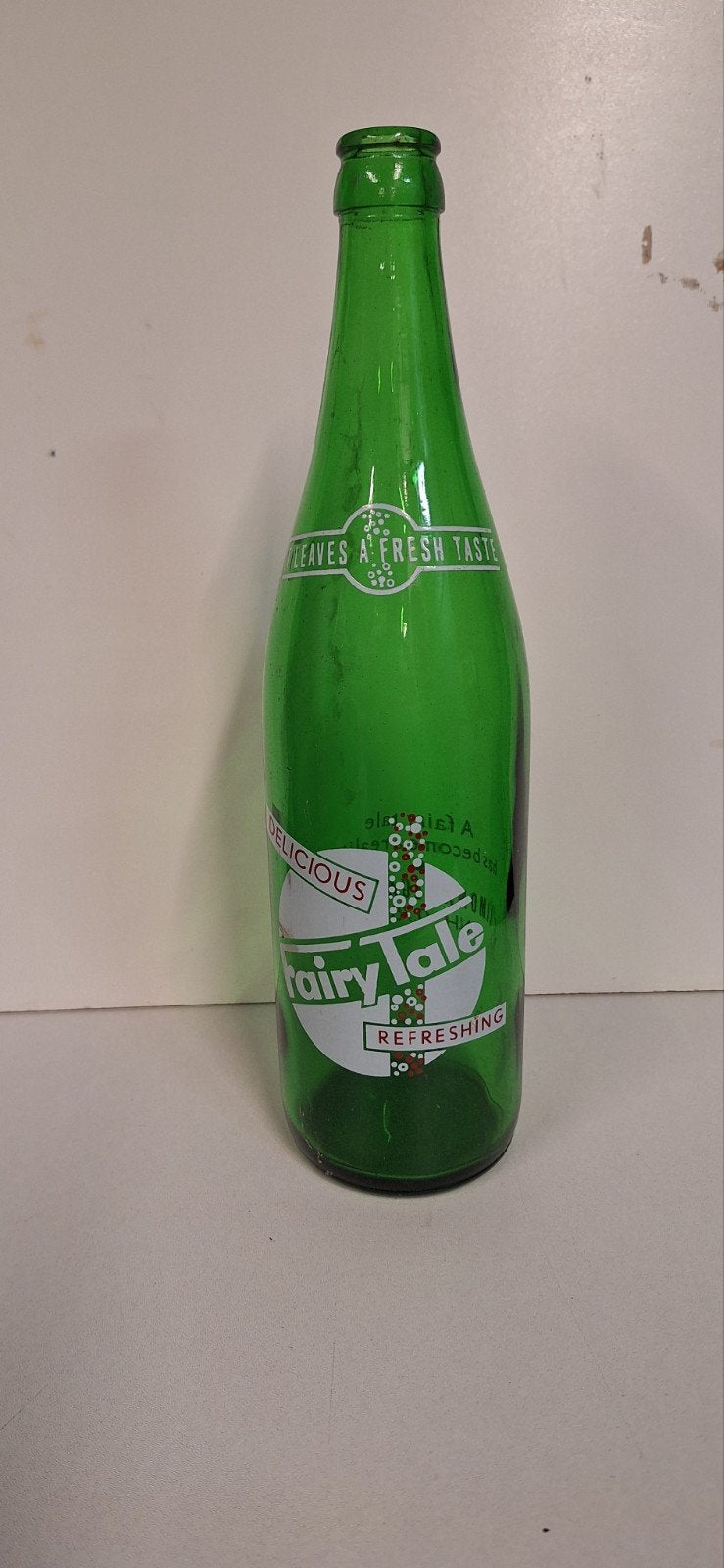 Vintage groene Fairy Tale limonadefles 0.75L, Ophalen of Verzenden