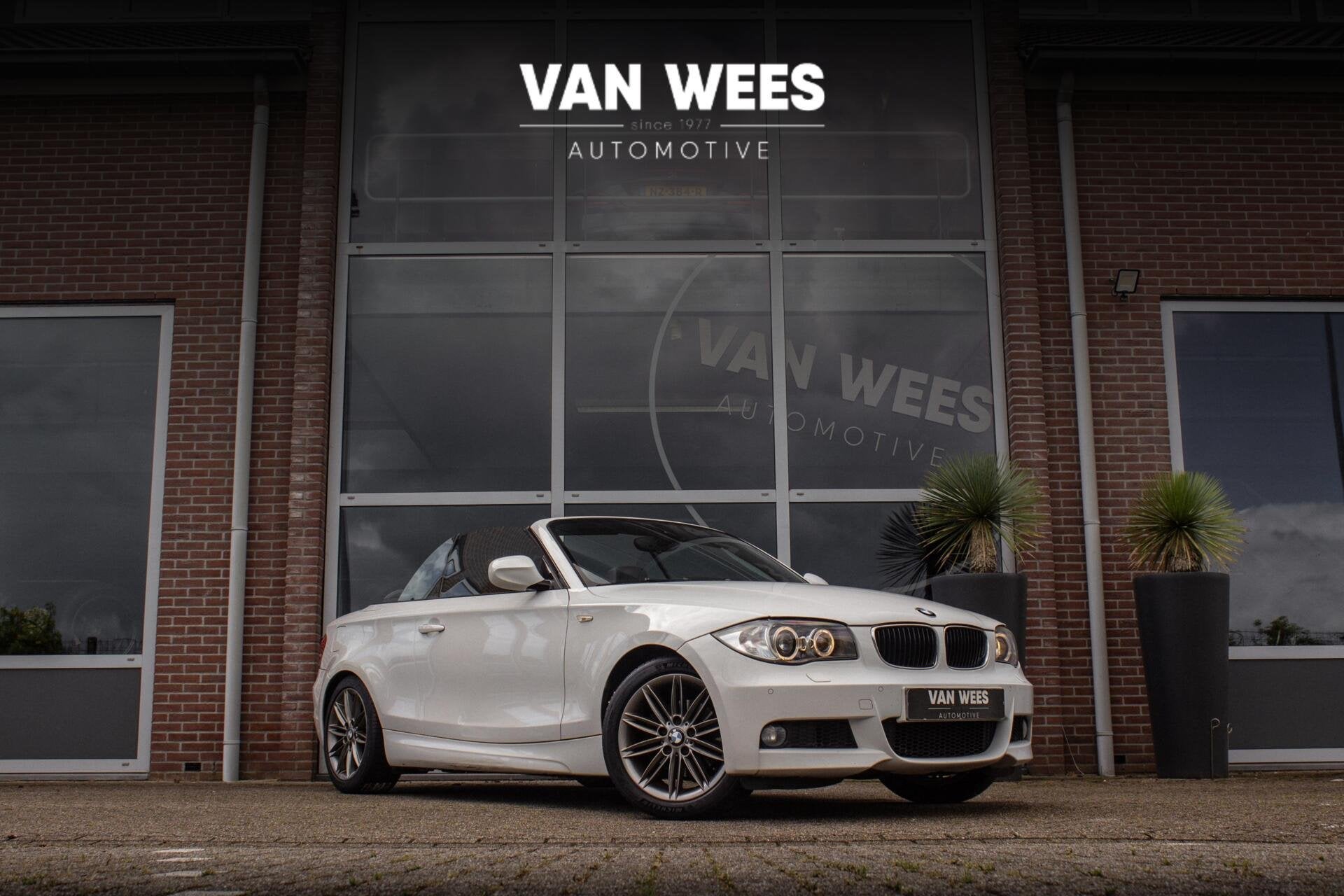 BMW 1-serie Cabrio 118i High Executive M-sport | 3e eigenaar, Auto's, BMW, 1-Serie, Euro 5, Zwart, Cabriolet