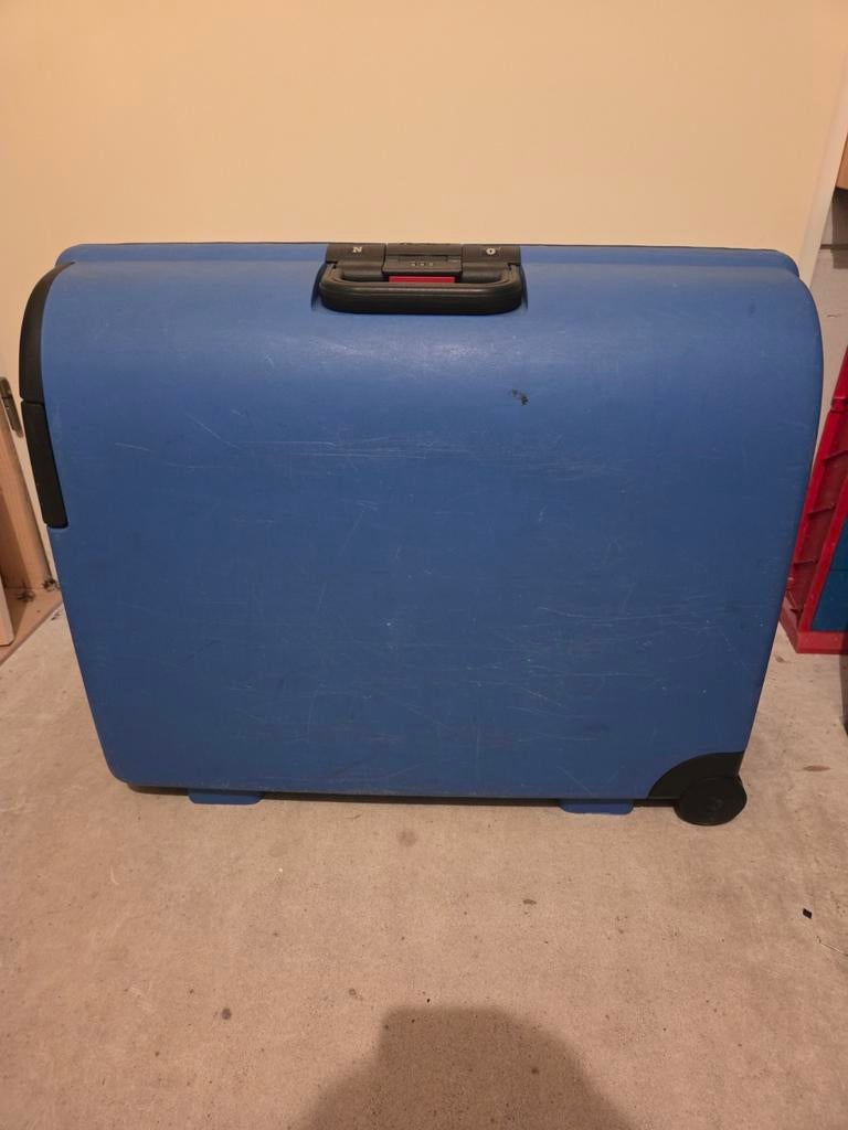 Reiskoffer Carlton, harde koffer., Sieraden, Tassen en Uiterlijk, Koffers, Ophalen, Gebruikt, Hard kunststof, 70 cm of meer