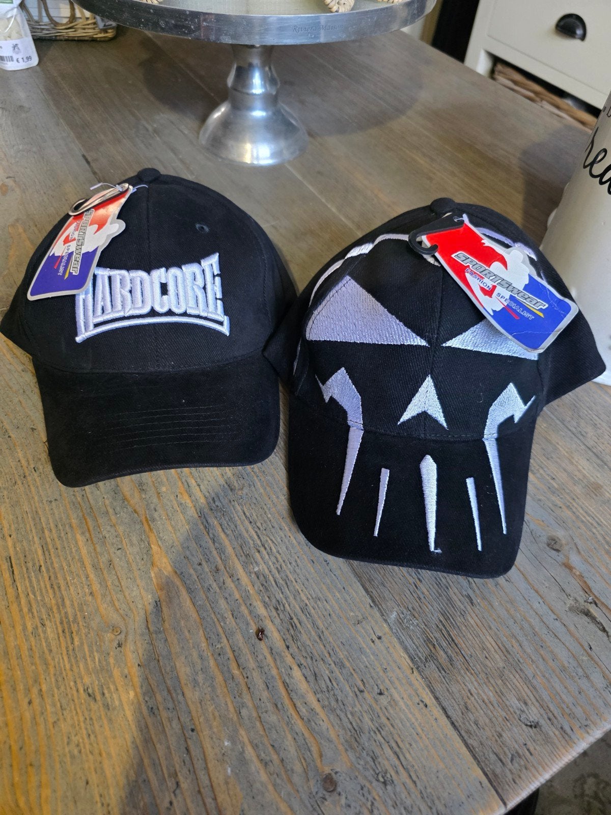 Hardcore petten 2 stuks in 1 koop, Kleding | Heren, Ophalen of Verzenden