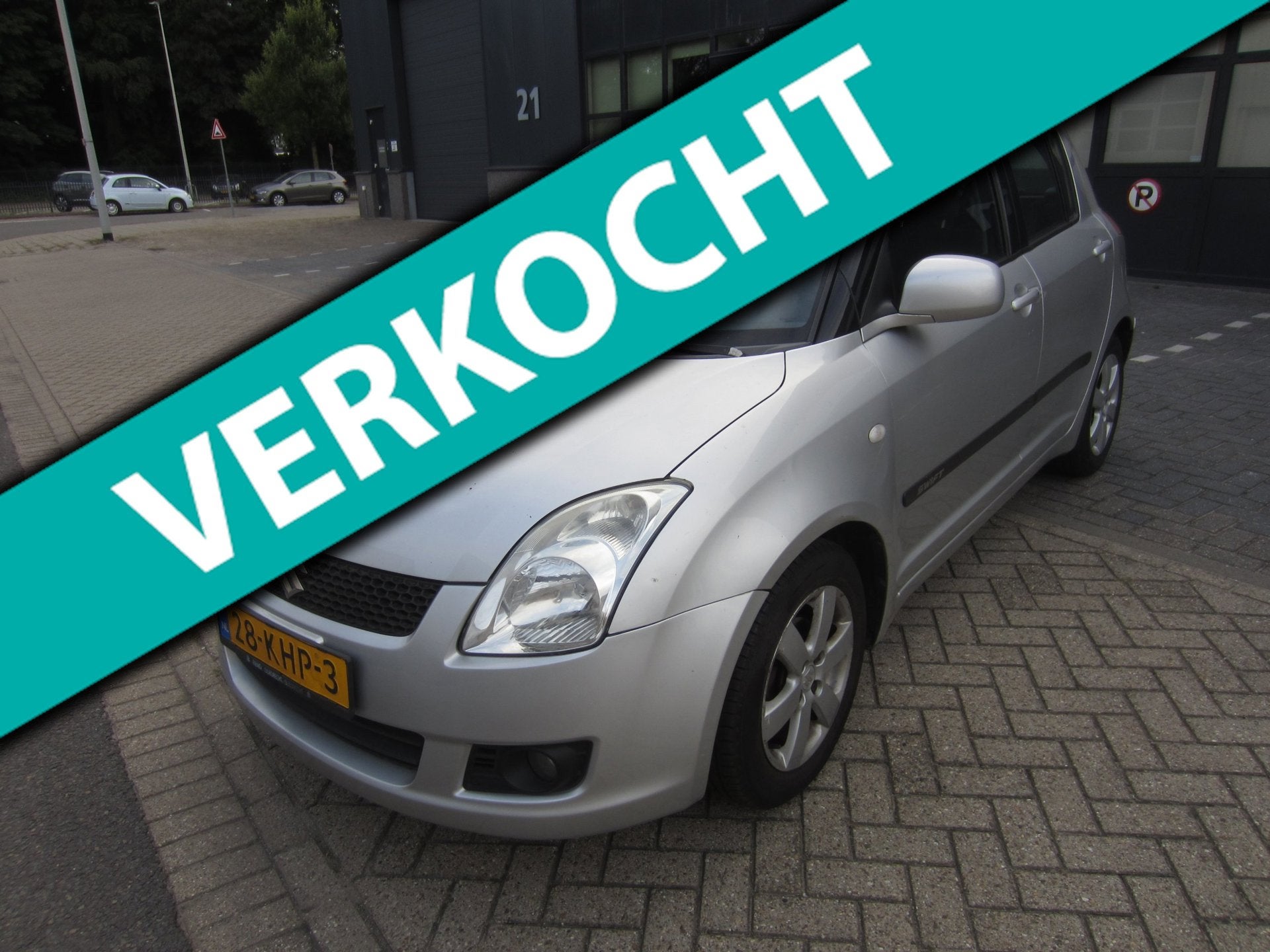 Suzuki Swift 1.5 Exclusive 2009 Automaat Defect Airco NAP! A, Auto's, Dealer onderhouden, 15 km/l, 4 cilinders, Swift