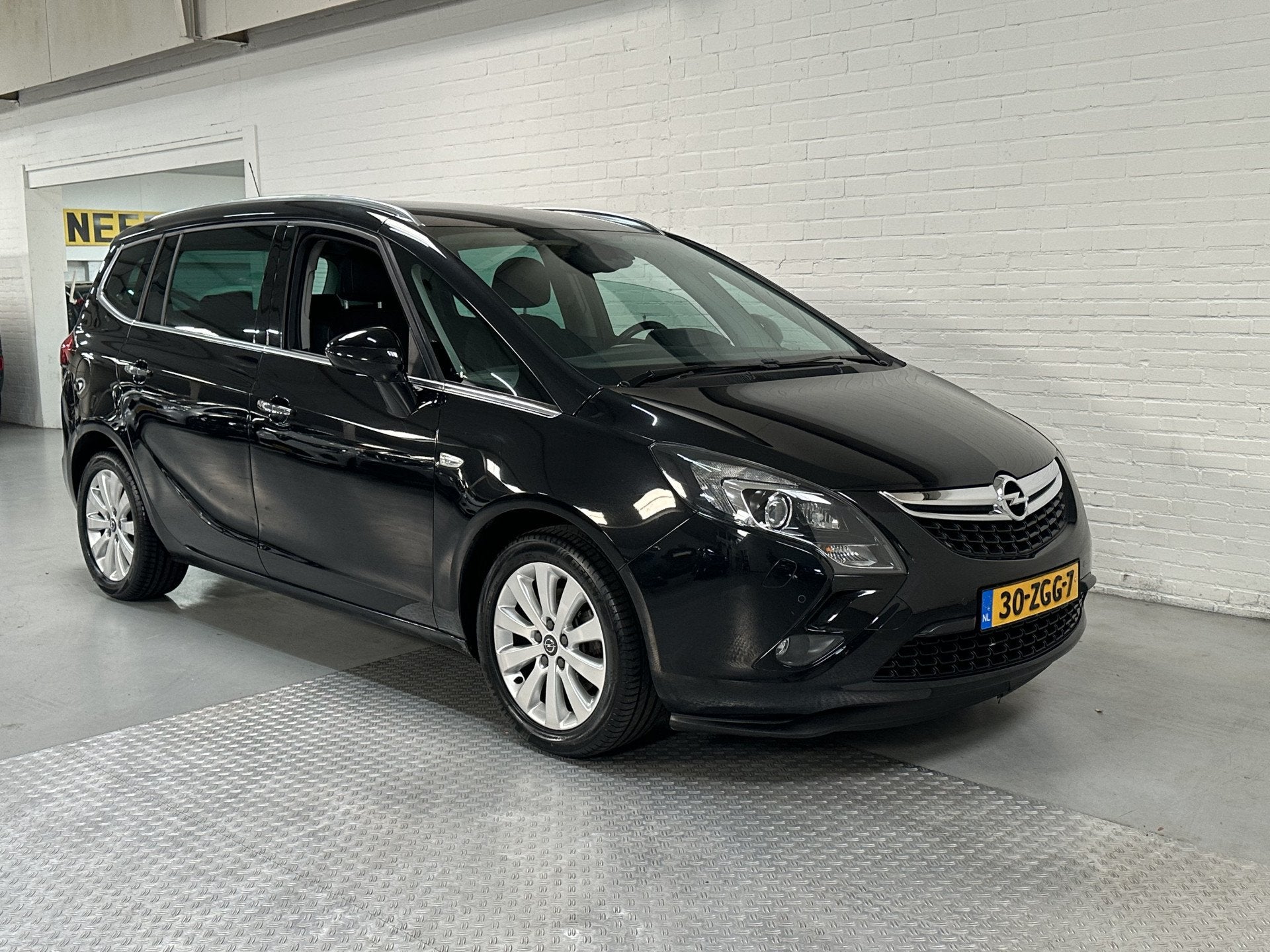 Opel Zafira Tourer 1.4 Cosmo AIRCO / CRUISE /TREKHAAK, Auto's, Euro 5, Stof, Gebruikt, 4 cilinders
