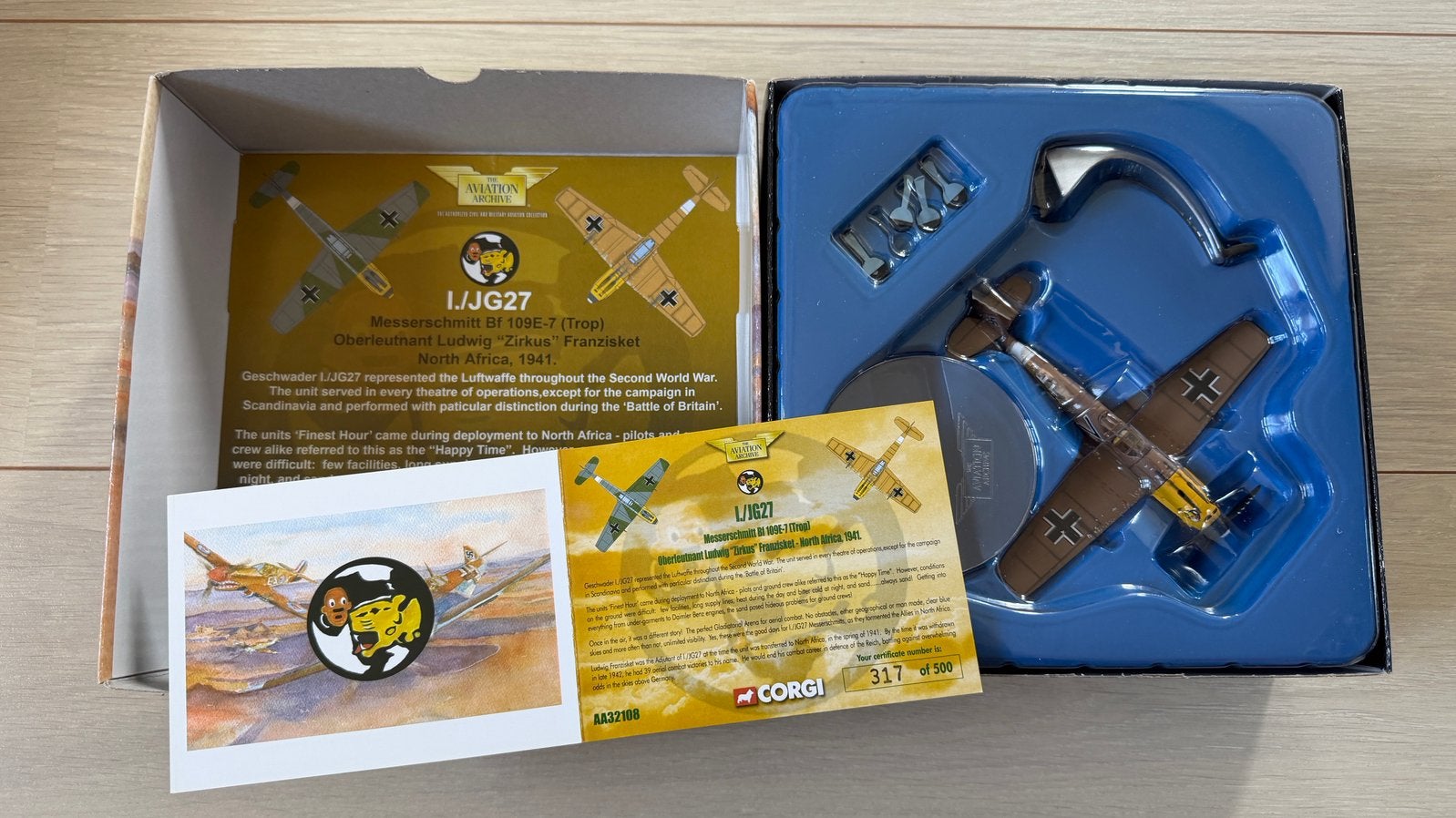 Corgi AA32108 + AA32109 2x Messerschmitt Bf109E7, Ophalen of Verzenden, Zo goed als nieuw, Schaalmodel