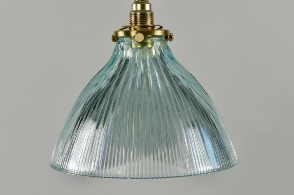 Geribbelde plafondlamp van lichtblauw Holophane glas, Huis en Inrichting, Lampen | Hanglampen, Art deco, Nieuw, Ophalen of Verzenden