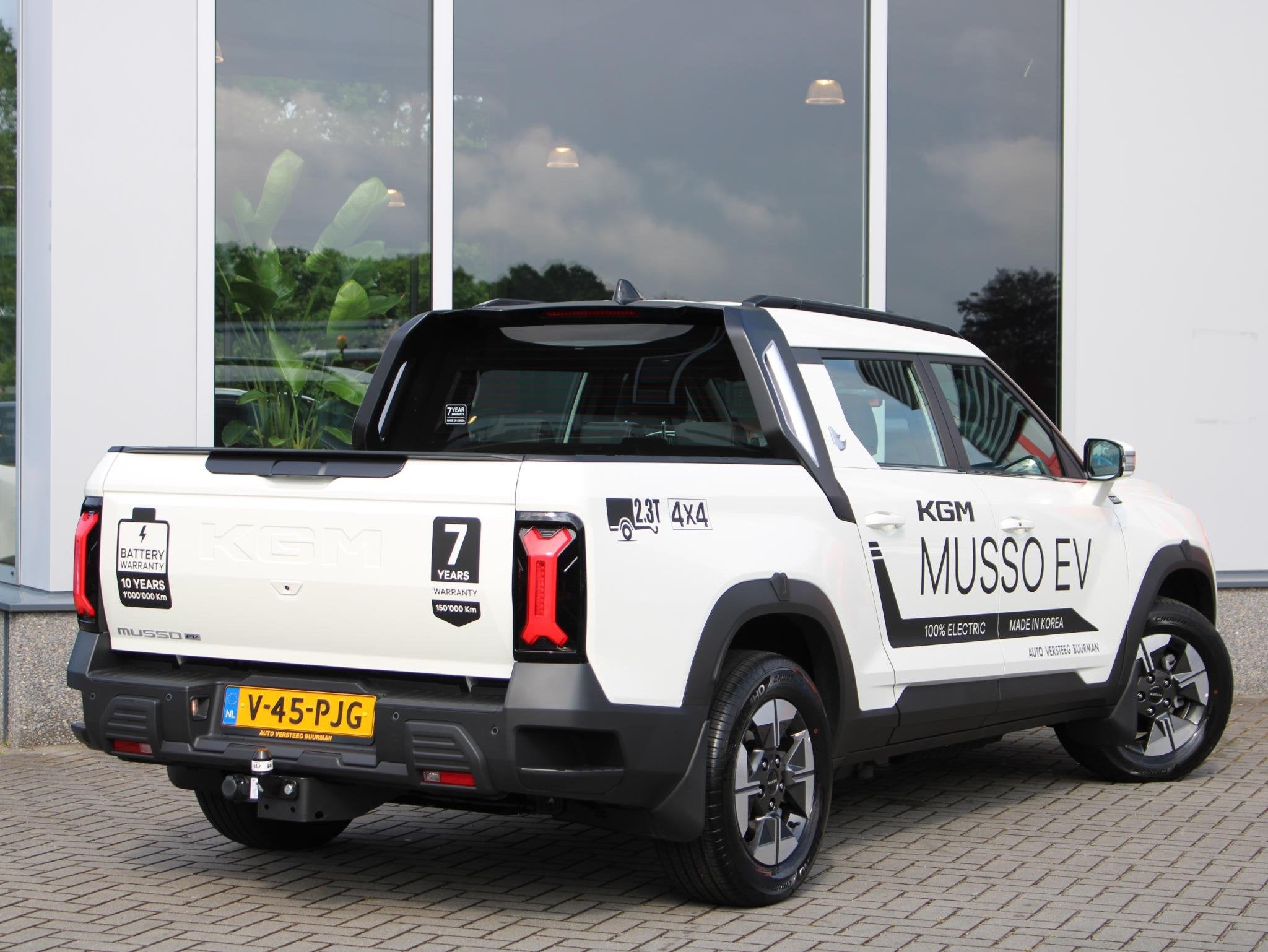 KGM Musso Ev Bronze 80.6 kWh 2WD WP Trekhaak, Adaptieve Crui, Auto's, Stof, 1800 kg, Wit, Origineel Nederlands
